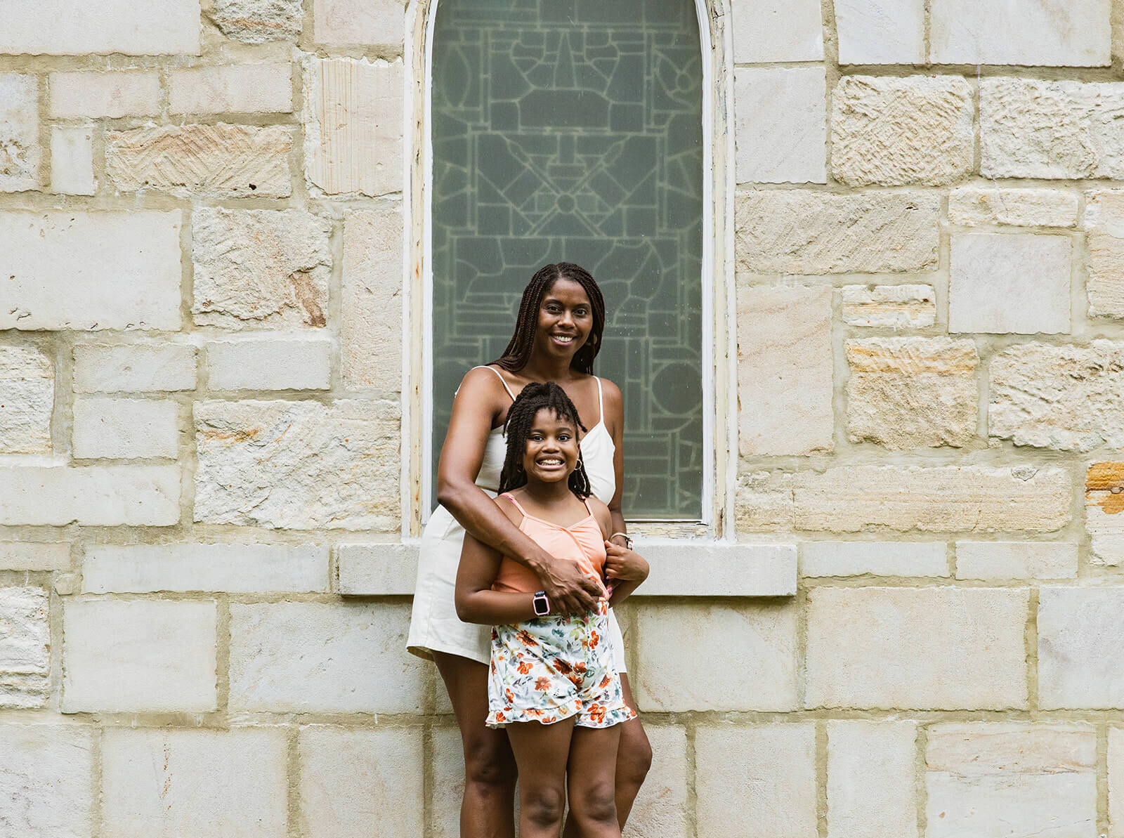 Angela and Gabriella-Family-4483