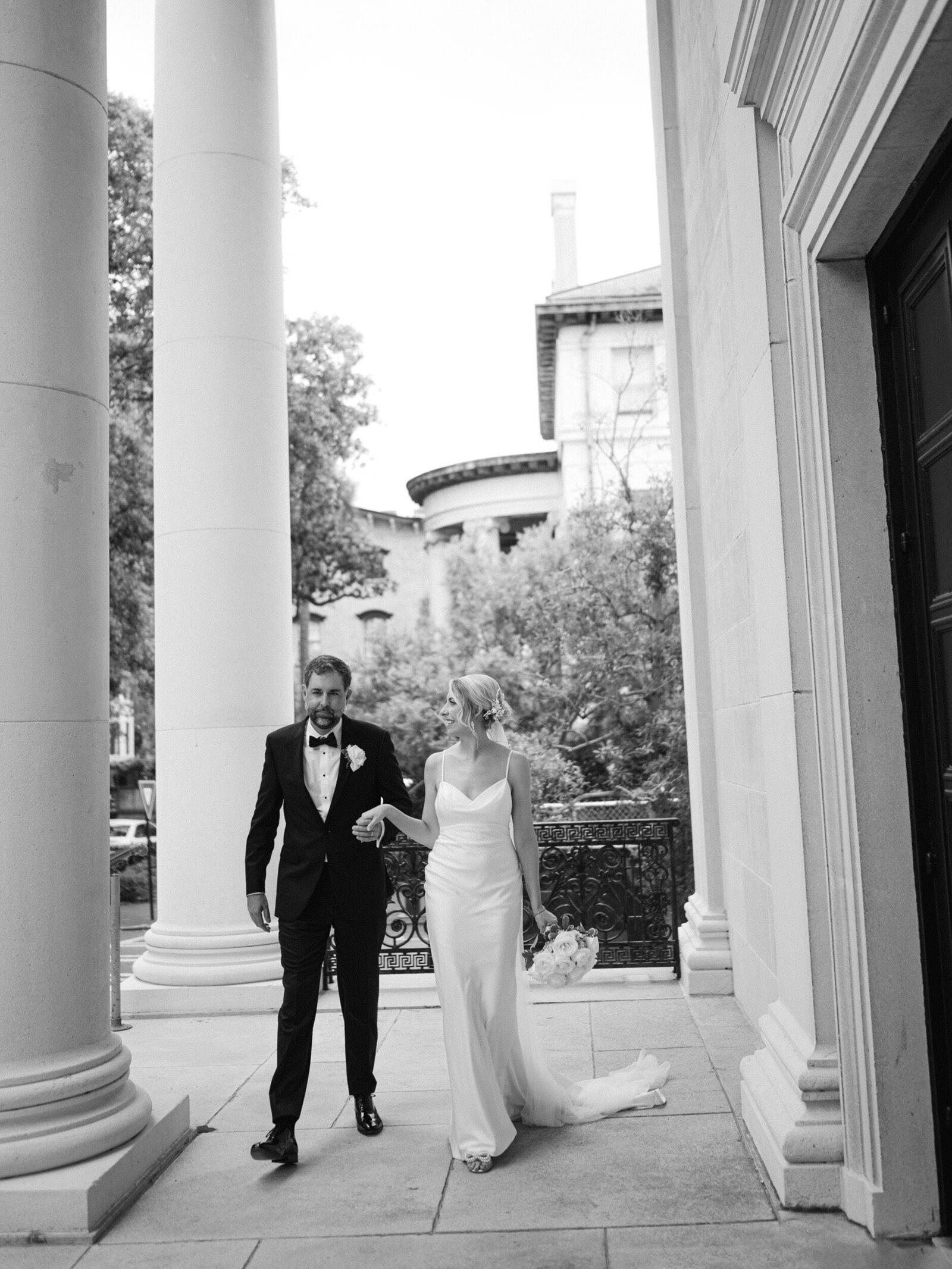 804-torianna-brooke-portraiture-perry-lane-hotel-savannah-wedding-photographer-rachel-and-jackson