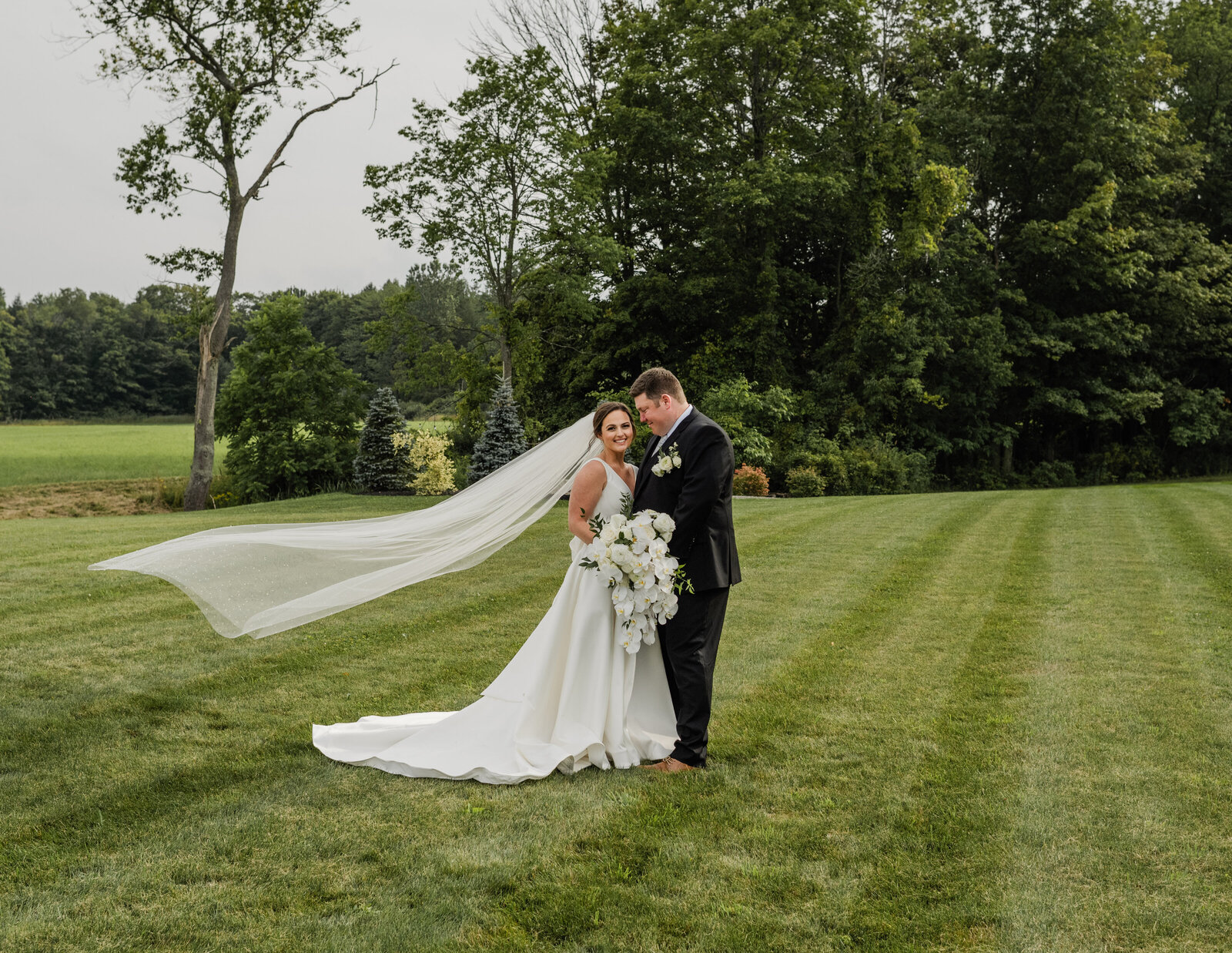 Nottinghill-Farm-South-Wales-New-York-wedding-Brittany-Ford-Photography-Batavia-New-York-Wedding-Photographer-andrewgab-32
