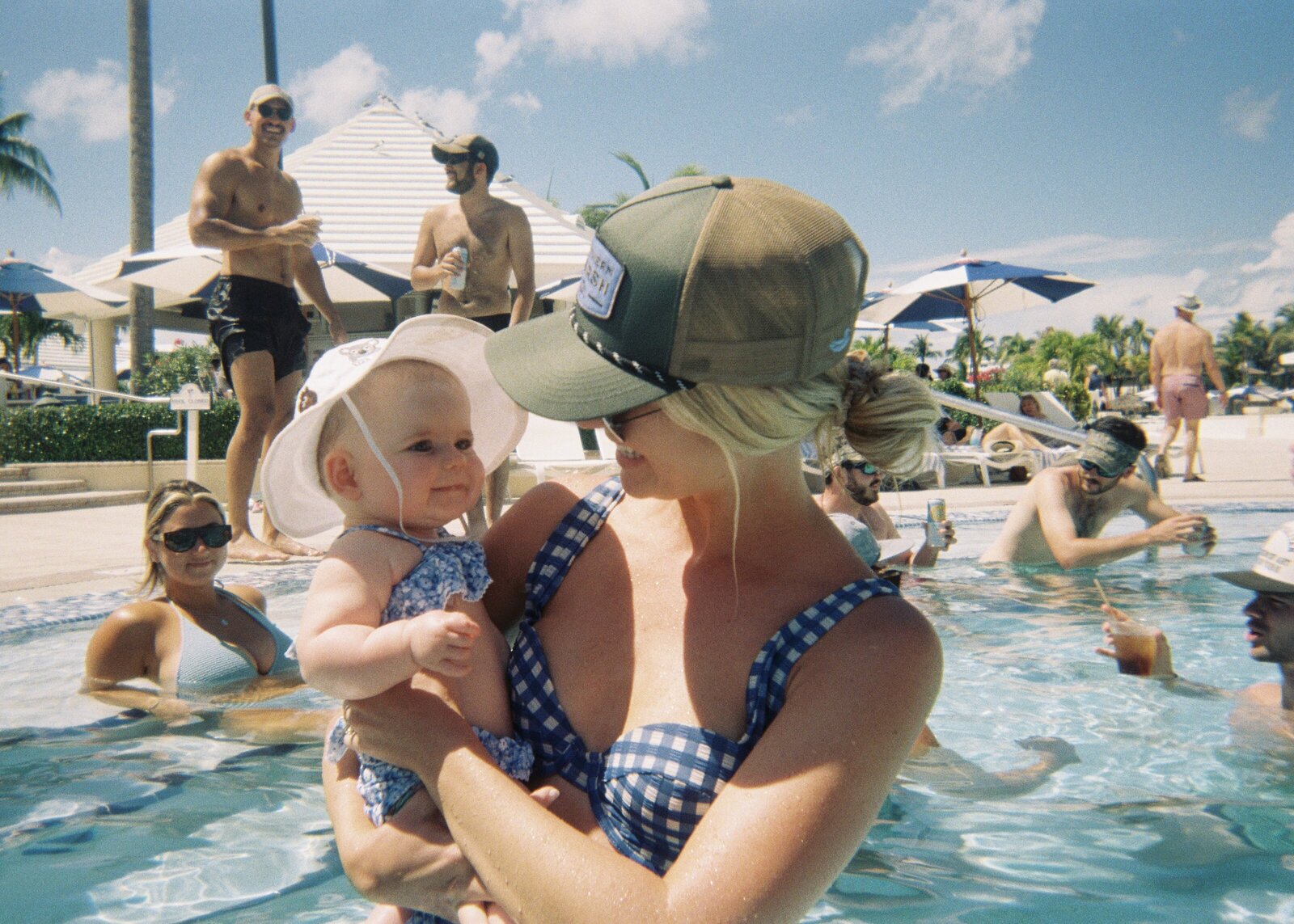 PARKER POOL PARTY 6