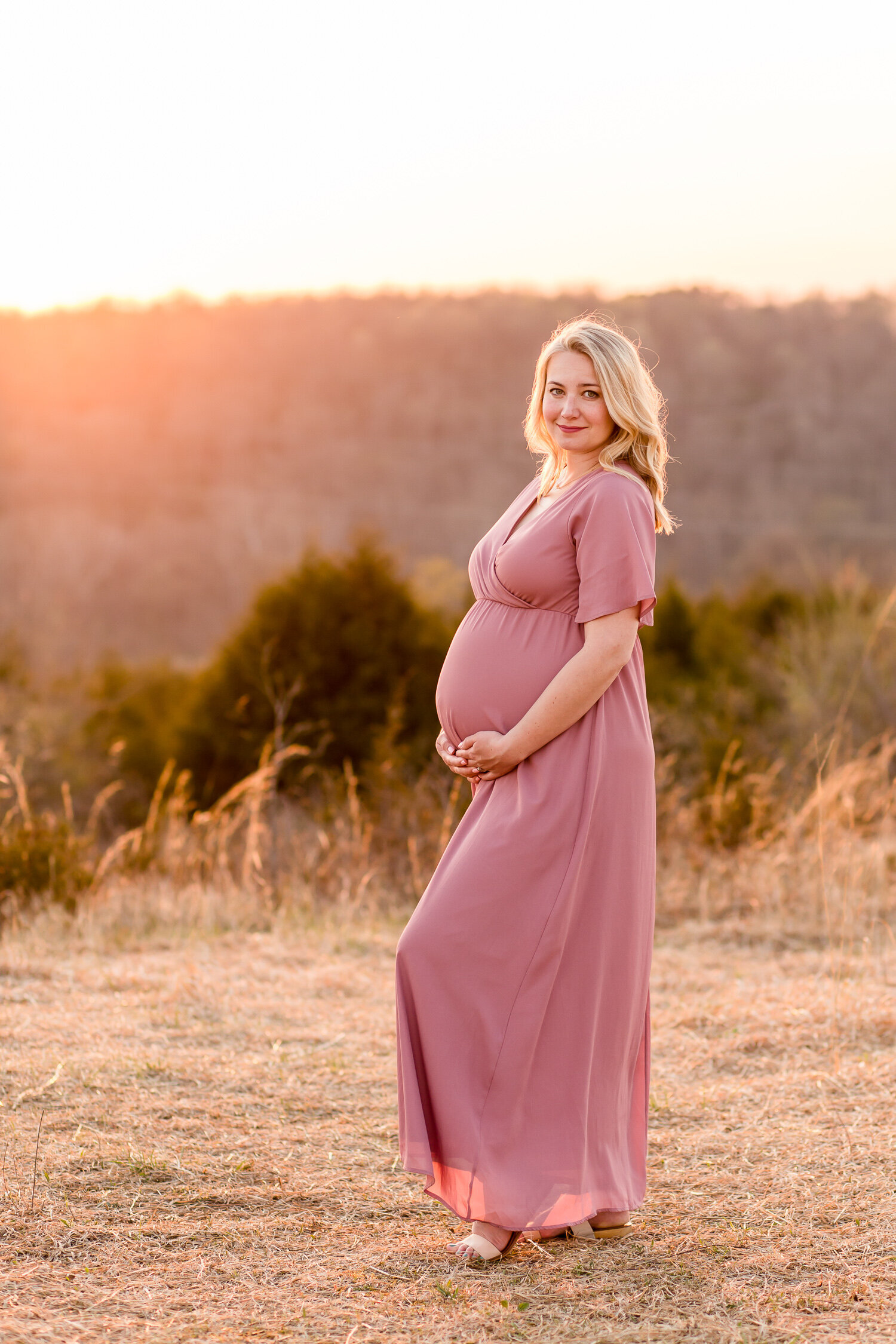 Outdoor_maternity_photography_session_Louisville_KY_photographer-4