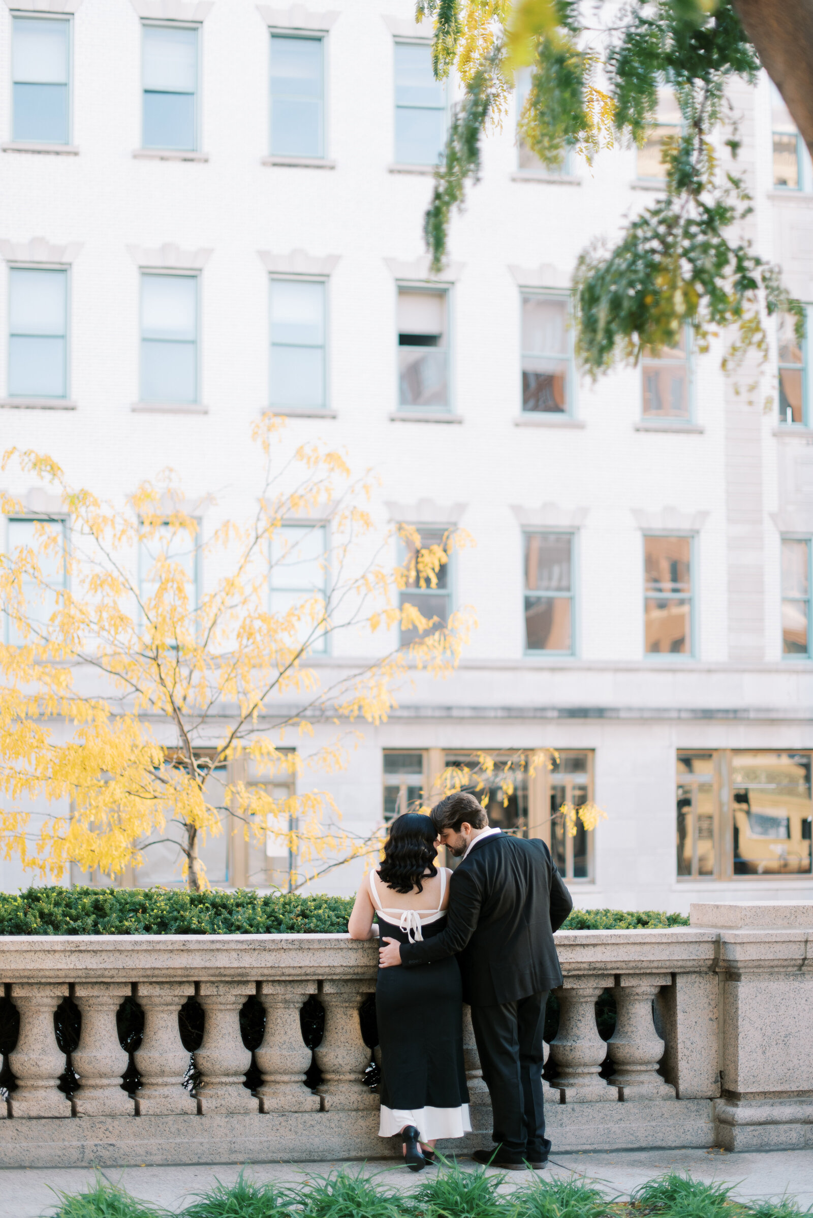 sarah-elizabeth-studio-ohio-wedding-photographer-cincinnati-noah-ally-engagement-session-sneak-peeks-8