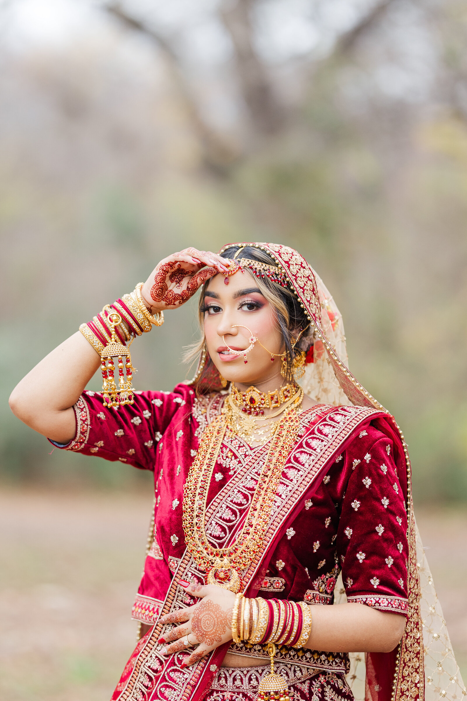 Desi-wedding-bride-outdoor-photography-poses