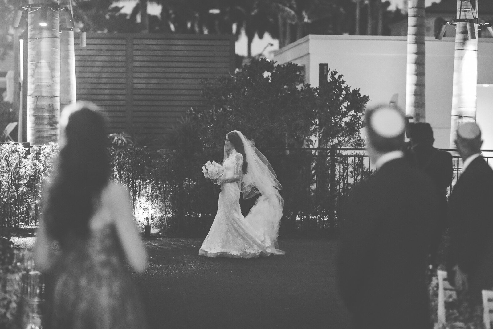 bride-walking-the-boca