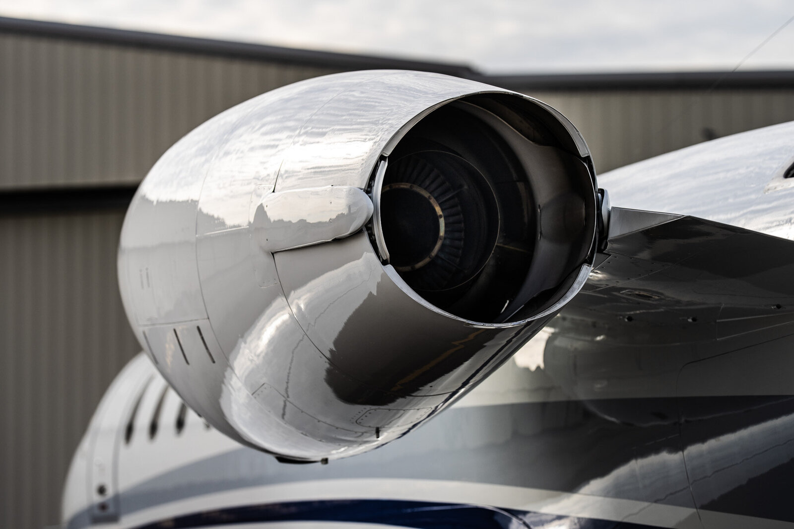 Louisiana Learjet 45 engine rear
