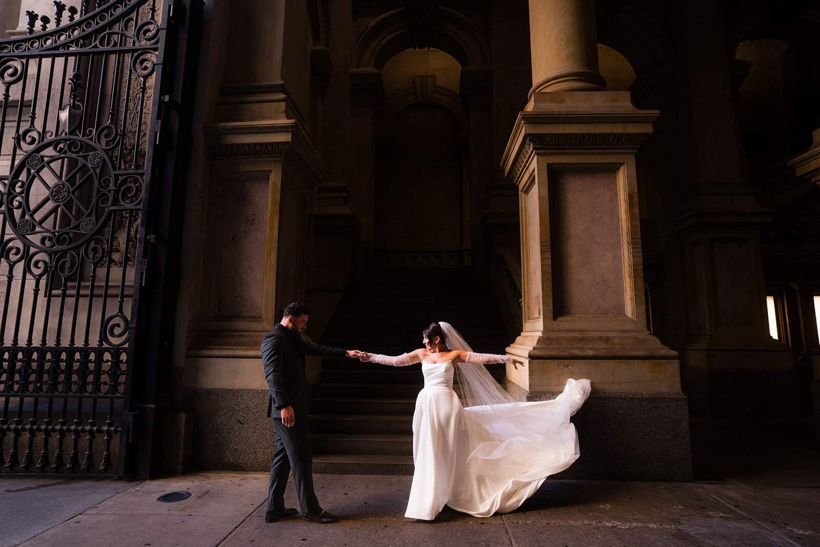 PleaseTouchMuseumPhiladelphiaWedding-64
