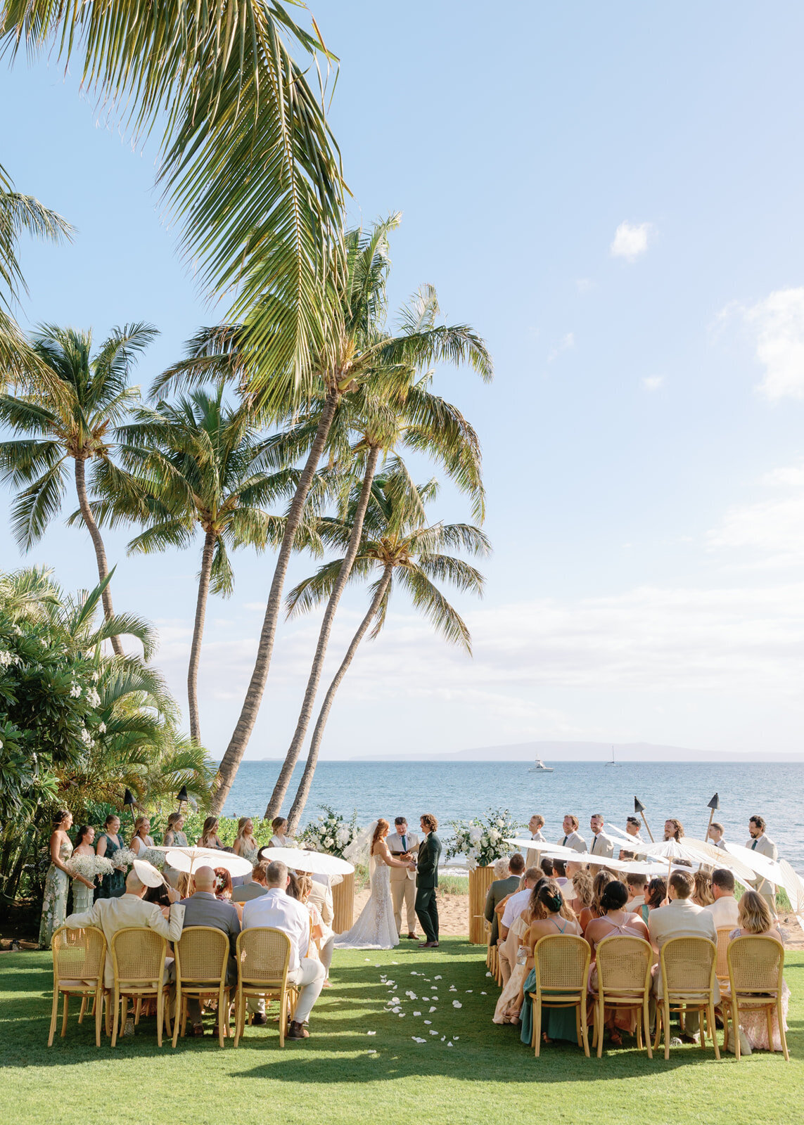 9.12-Sydney-John-Sugar-Beach-Maui-Wedding-551