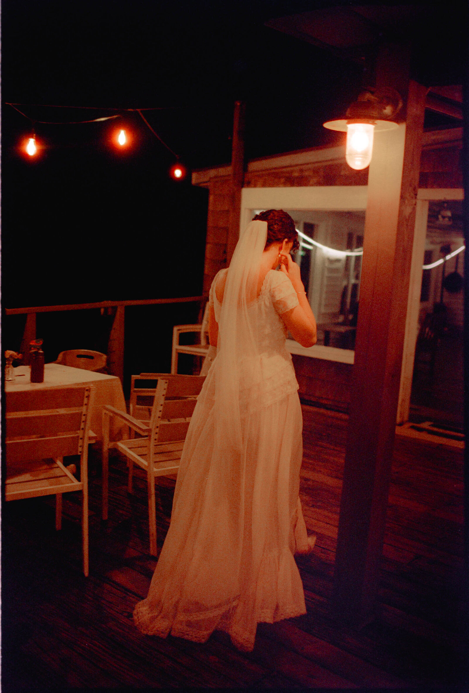 coastal-colorful-wedding-film-photos-jess-buckley-94