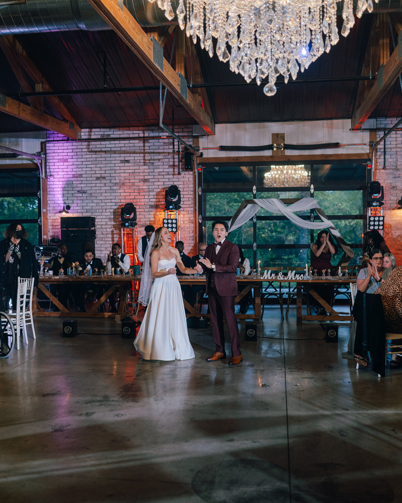 Saenz The Farmhouse KC Event Venue Wedding329