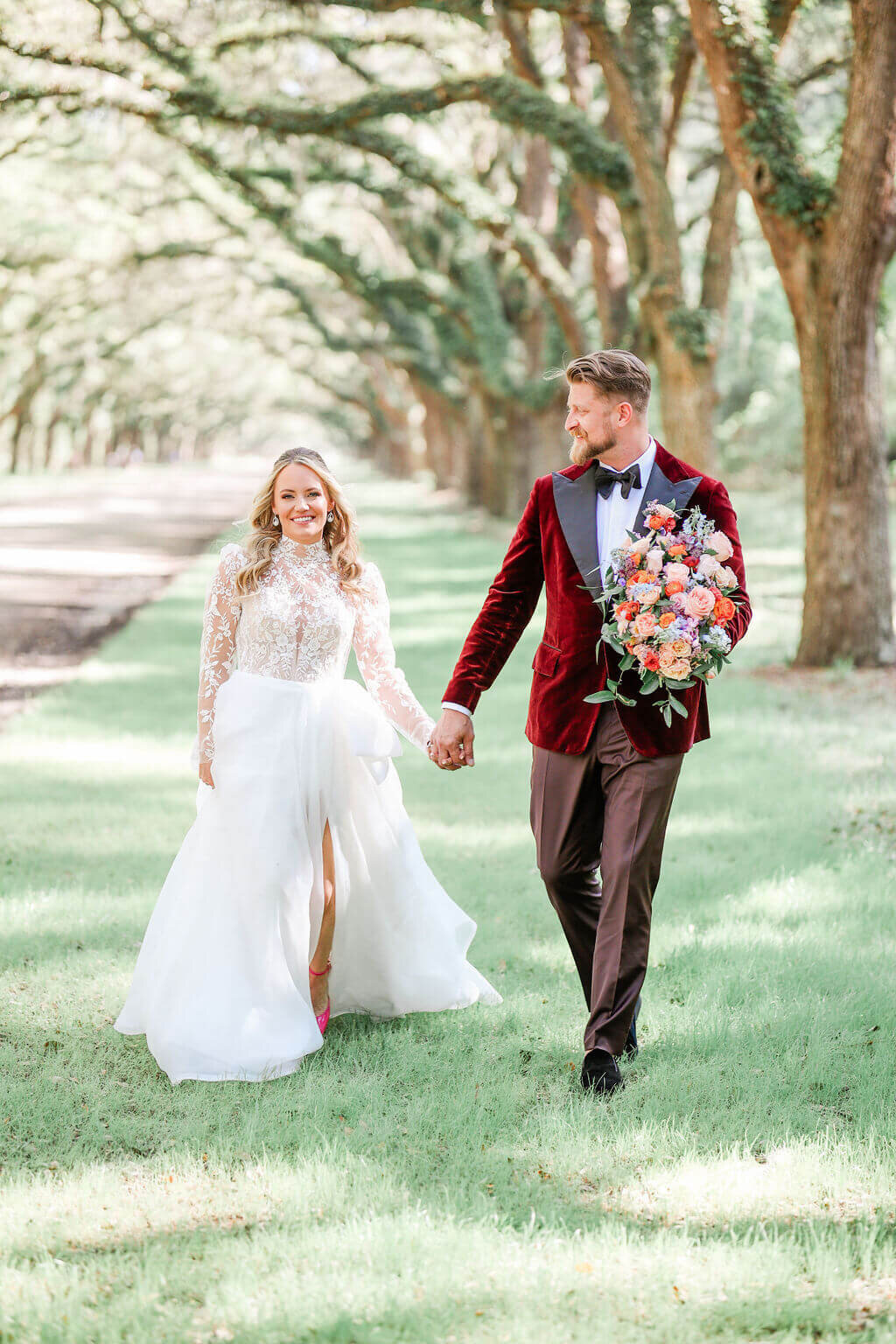 Taylor_Brown_Savannah_Elopement_Bright_Colorful_Wedding12
