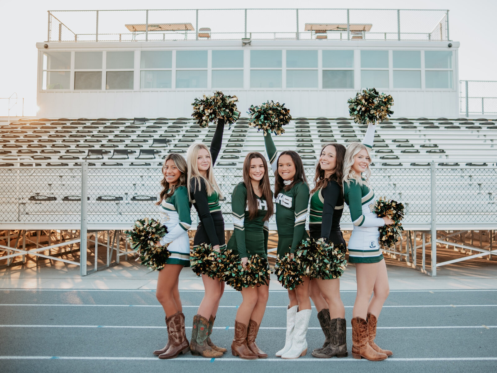 mattoon-illinois-high-school-cheer-cheerleading-photos-3