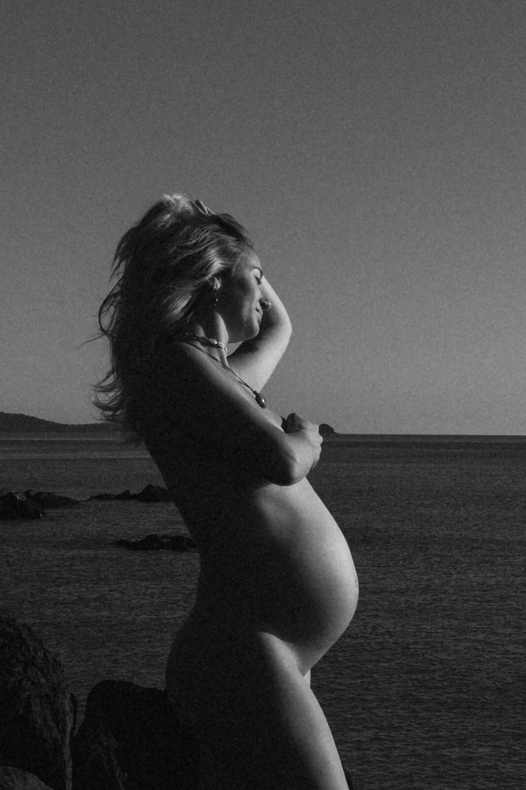 cairns maternity photographer