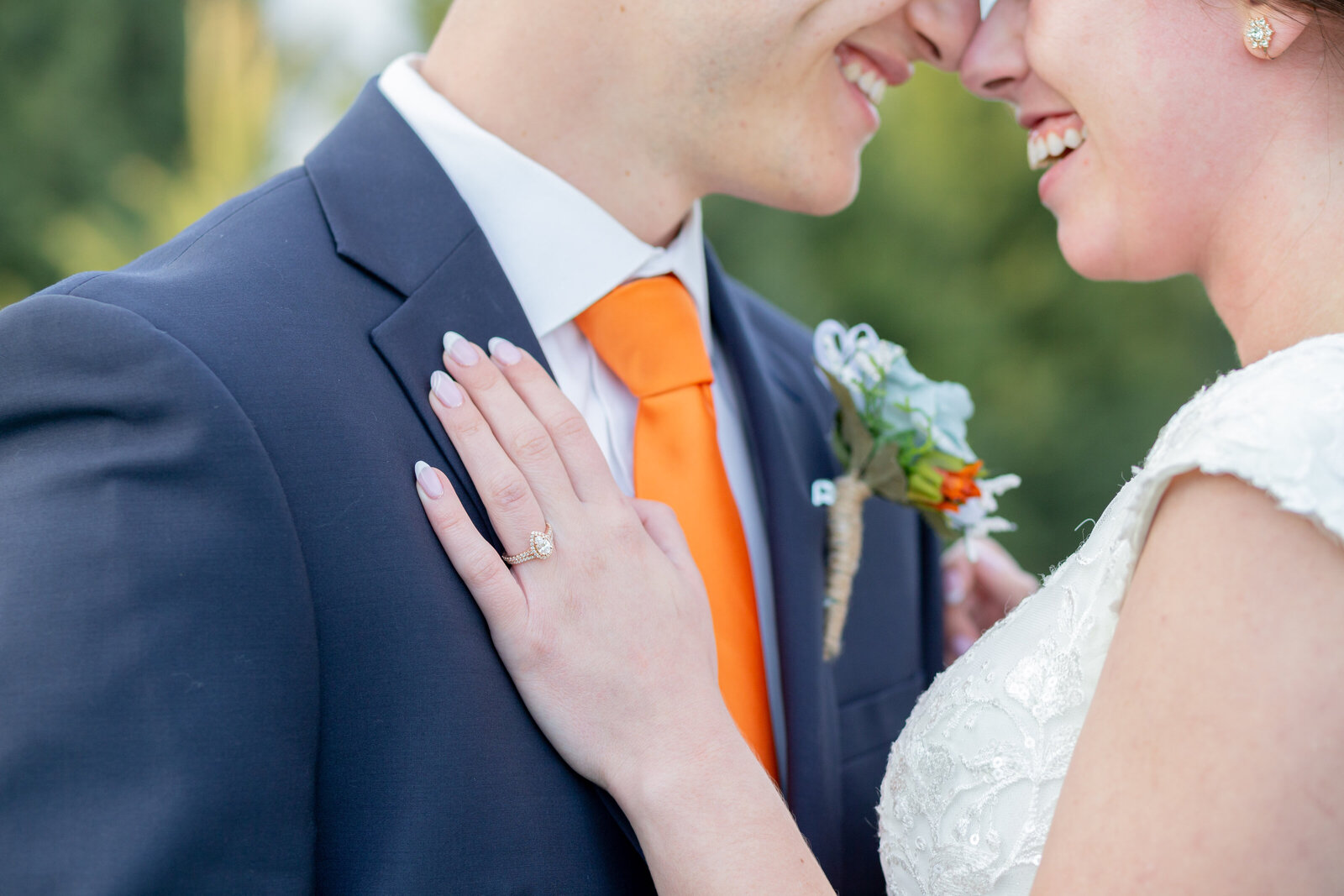 Idaho wedding photographers capture bridal details
