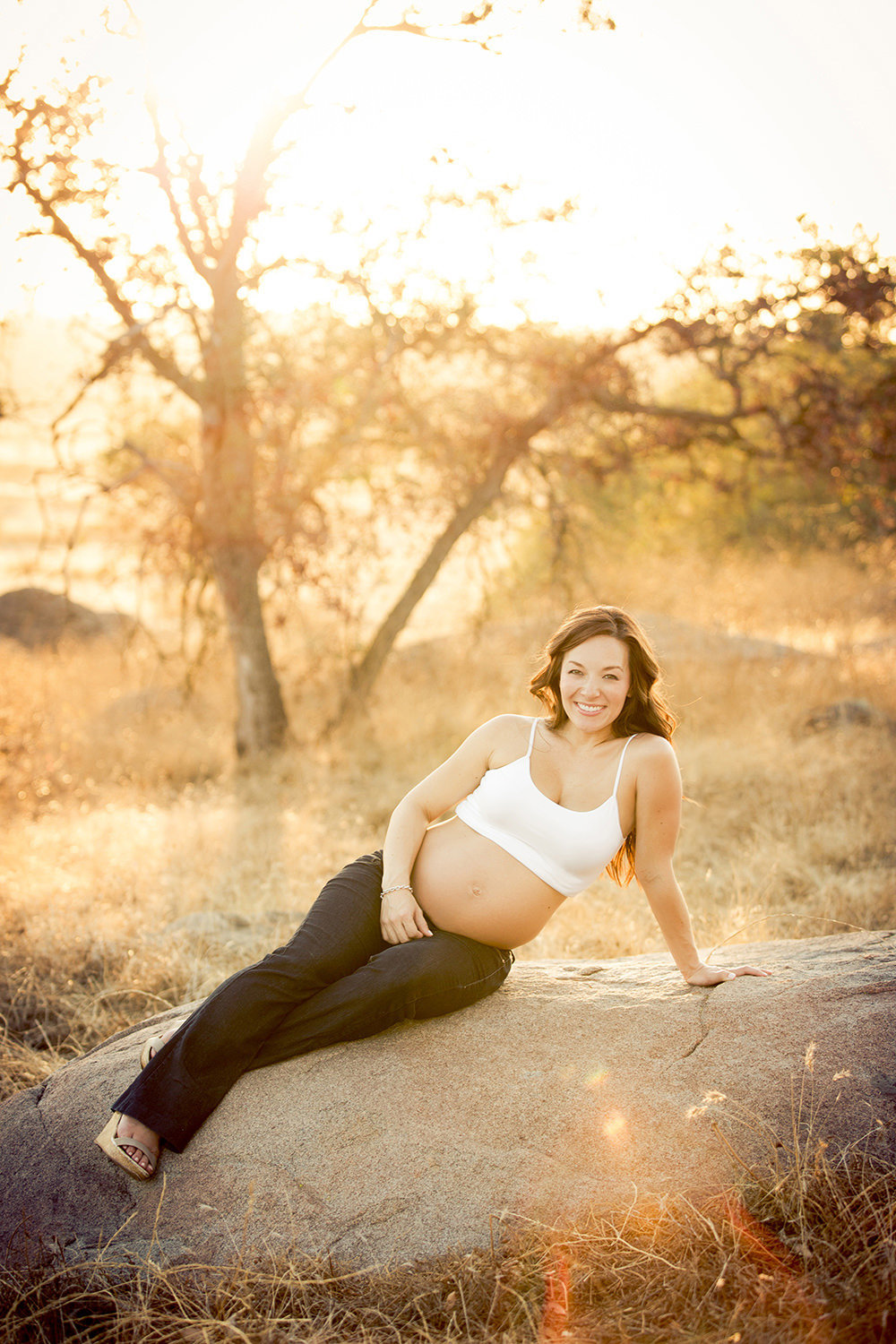 Lovely lighting for Maternity Session in San Diego.