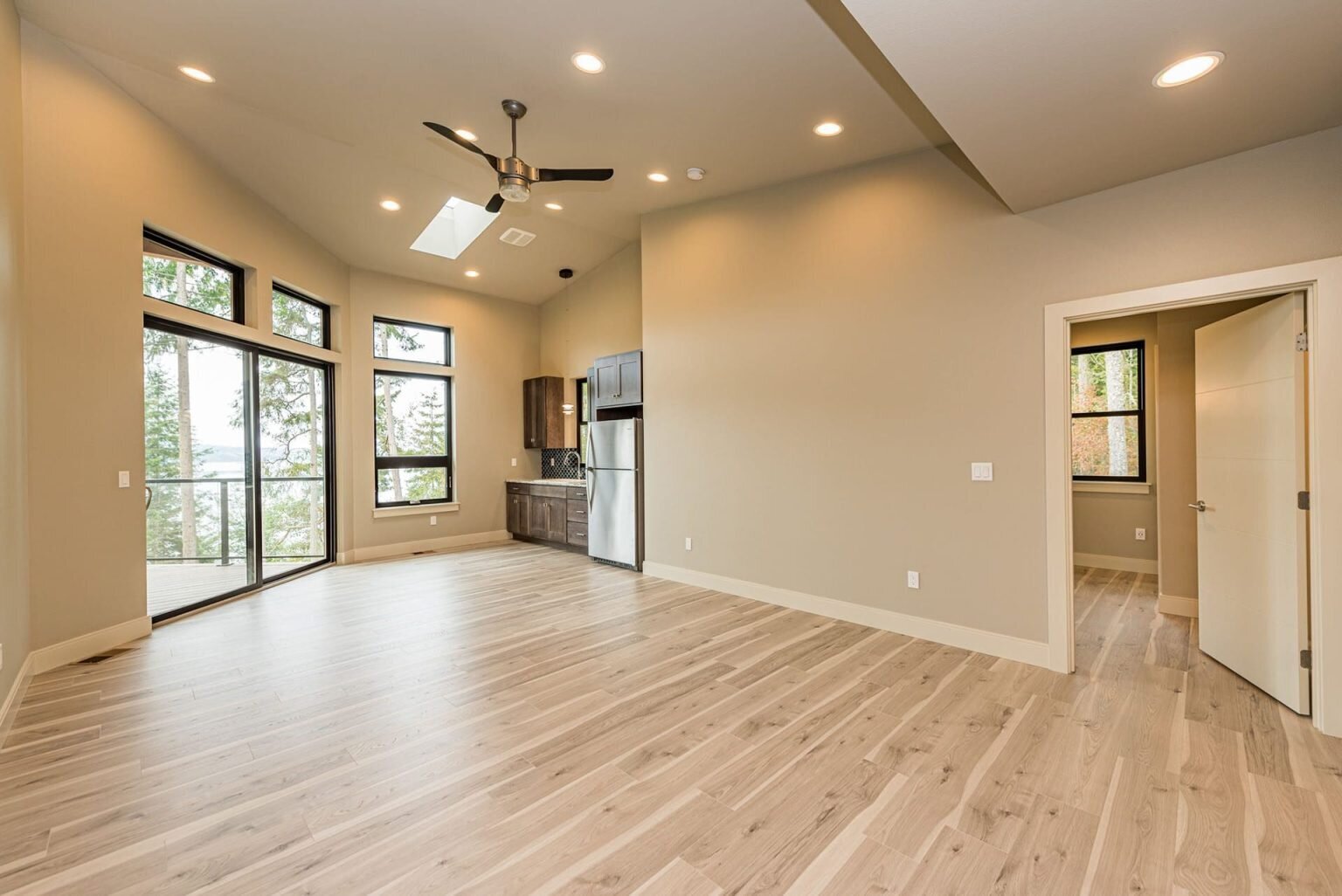 Livingston-Homes-Kelowna-Custom-Build-LaPlume-Main-Living-View