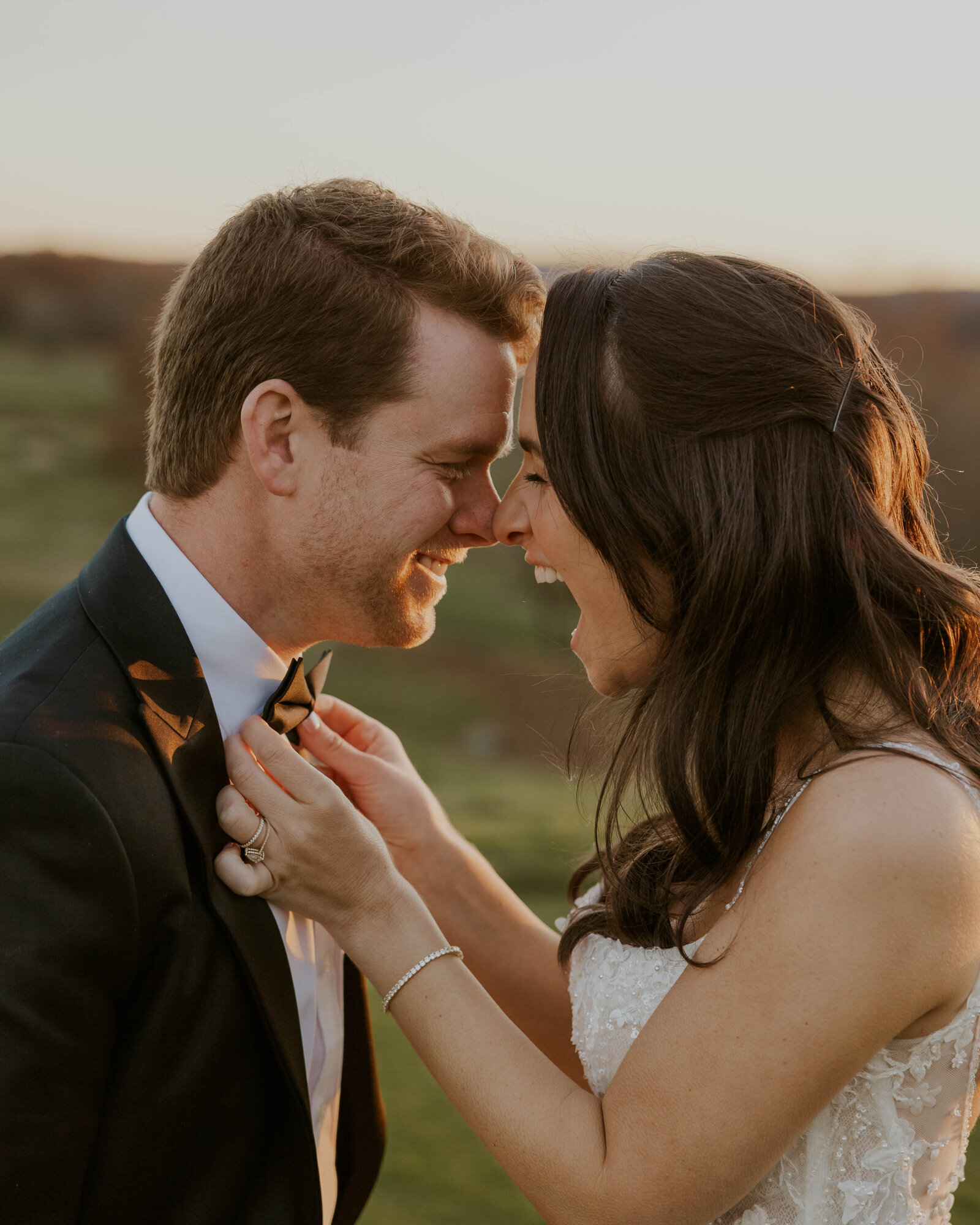 candid wedding, documentary photographer, alaska wedding, ak wedding, pnw wedding
