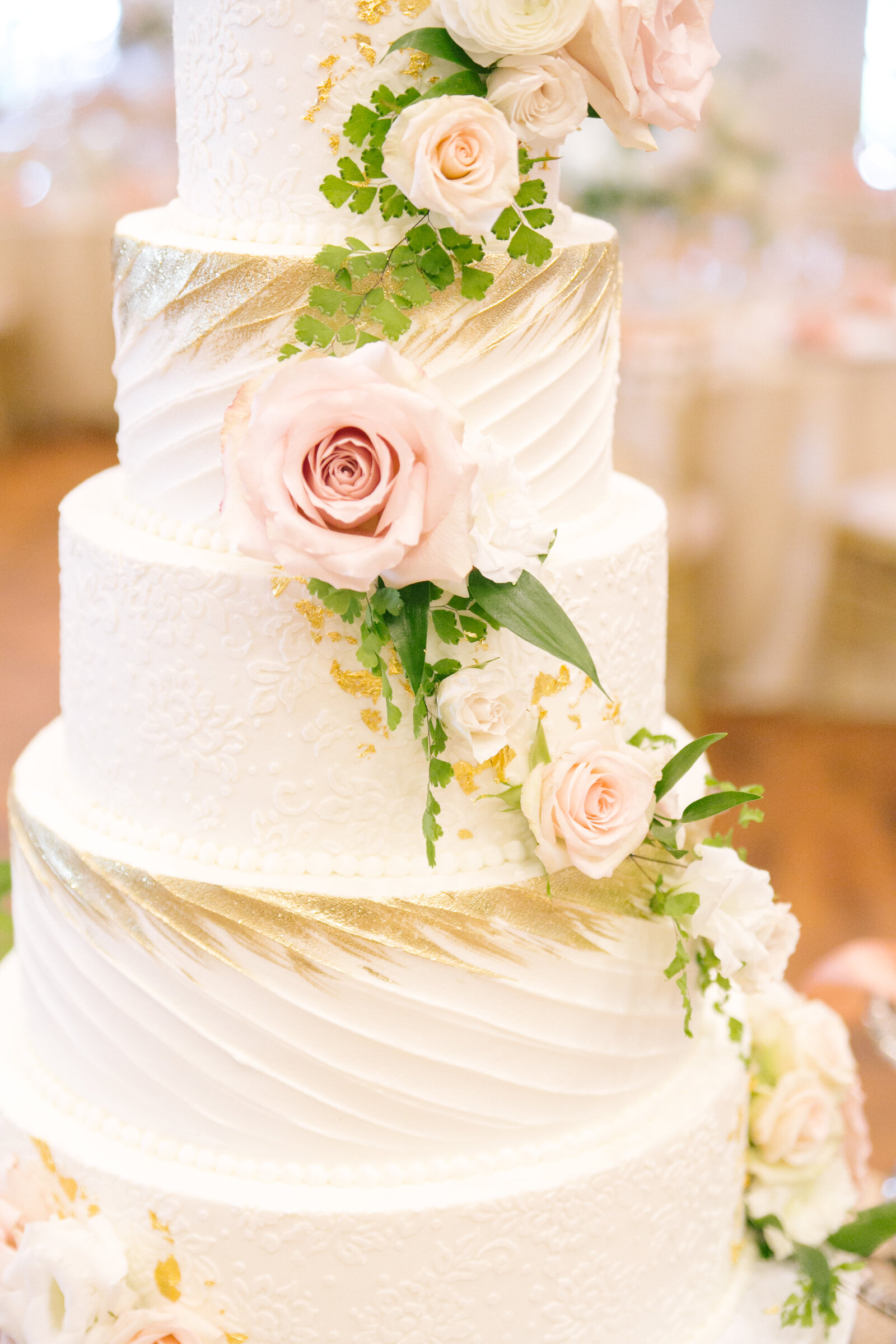 Glamorous-Wedding-Cake-Ashley-Cakes-14