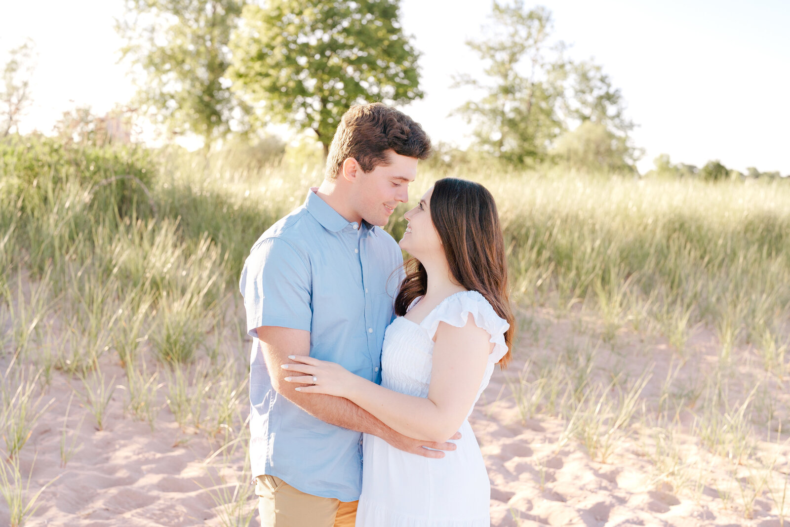 lake michigan engagement pictures in escanaba