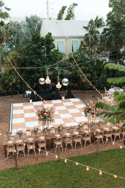 HEMINGWAY+HOME+-+DUARTE+FLORAL+DESIGN+-+FLORIDA+KEYS+WEDDING+PLANNER+-+KEY+WEST+WEDDING+PLANNER+-+ISLAMORADA+WEDDING+PLANNER+-+THE+KNOT+-+LITTLE+MISS+PLANNER+KEY+WEST+-+WEDDING+DESIGN++29