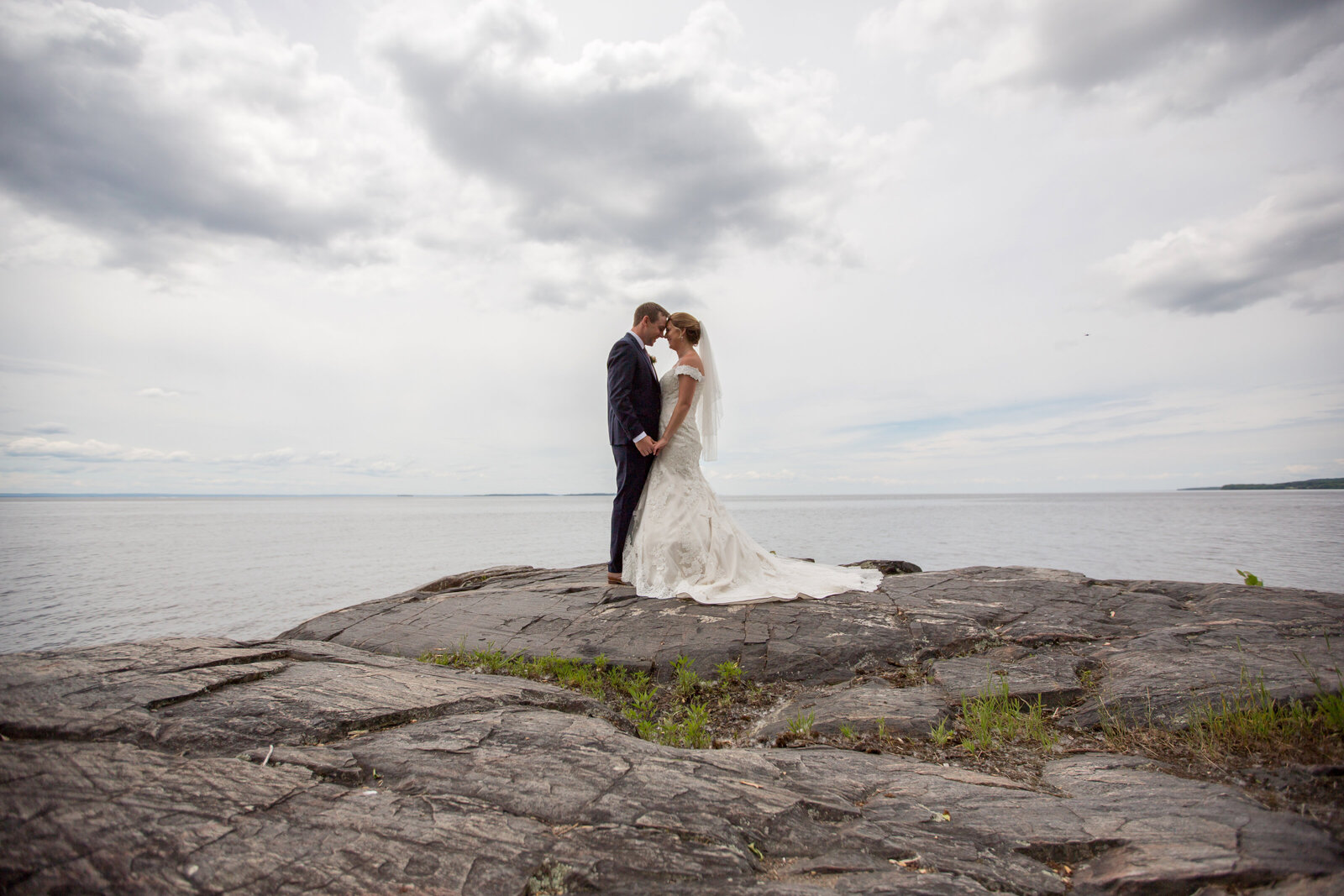 Tanya and Sean capture wedding elegant in North Bay