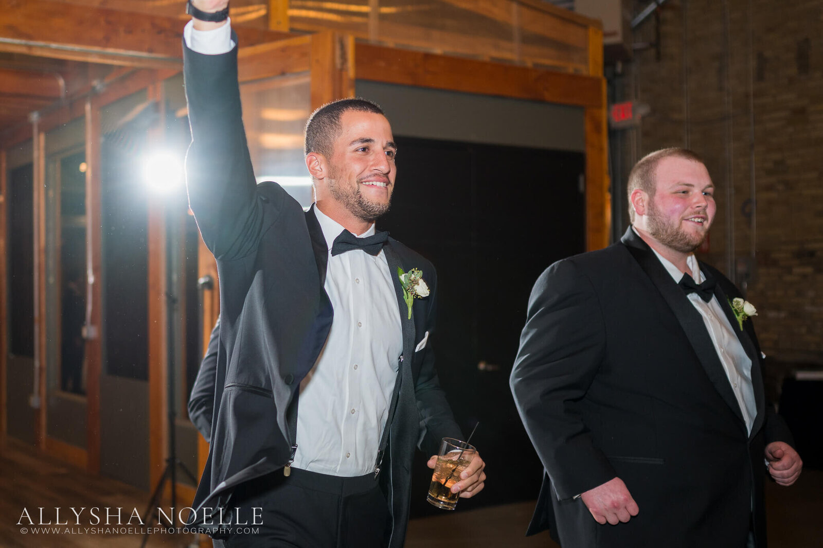Wedding-at-The-Factory-on-Barclay-in-Milwaukee-0920