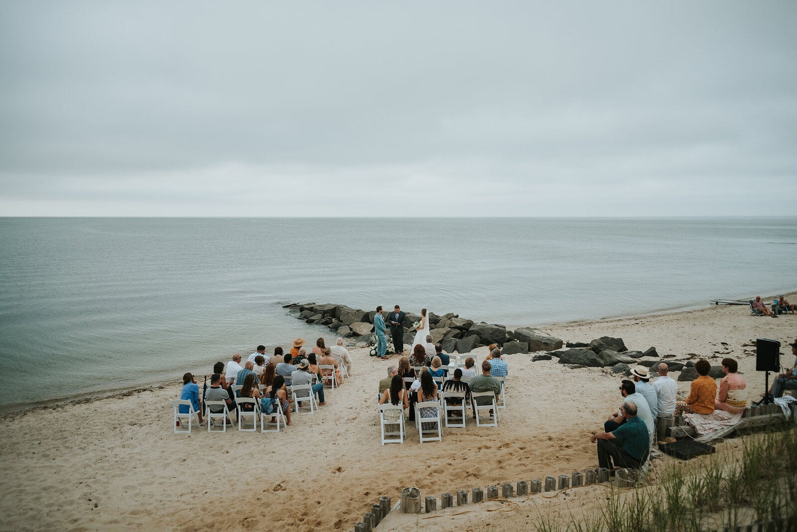 CAPE-COD-BEACH-ELOPEMENT-EMILY-TREVOR_PHOTOS-BY-MARIA-B-LUNG.152