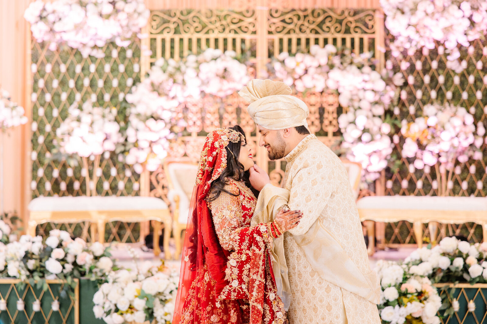 Couples-indoor-wedding-photography