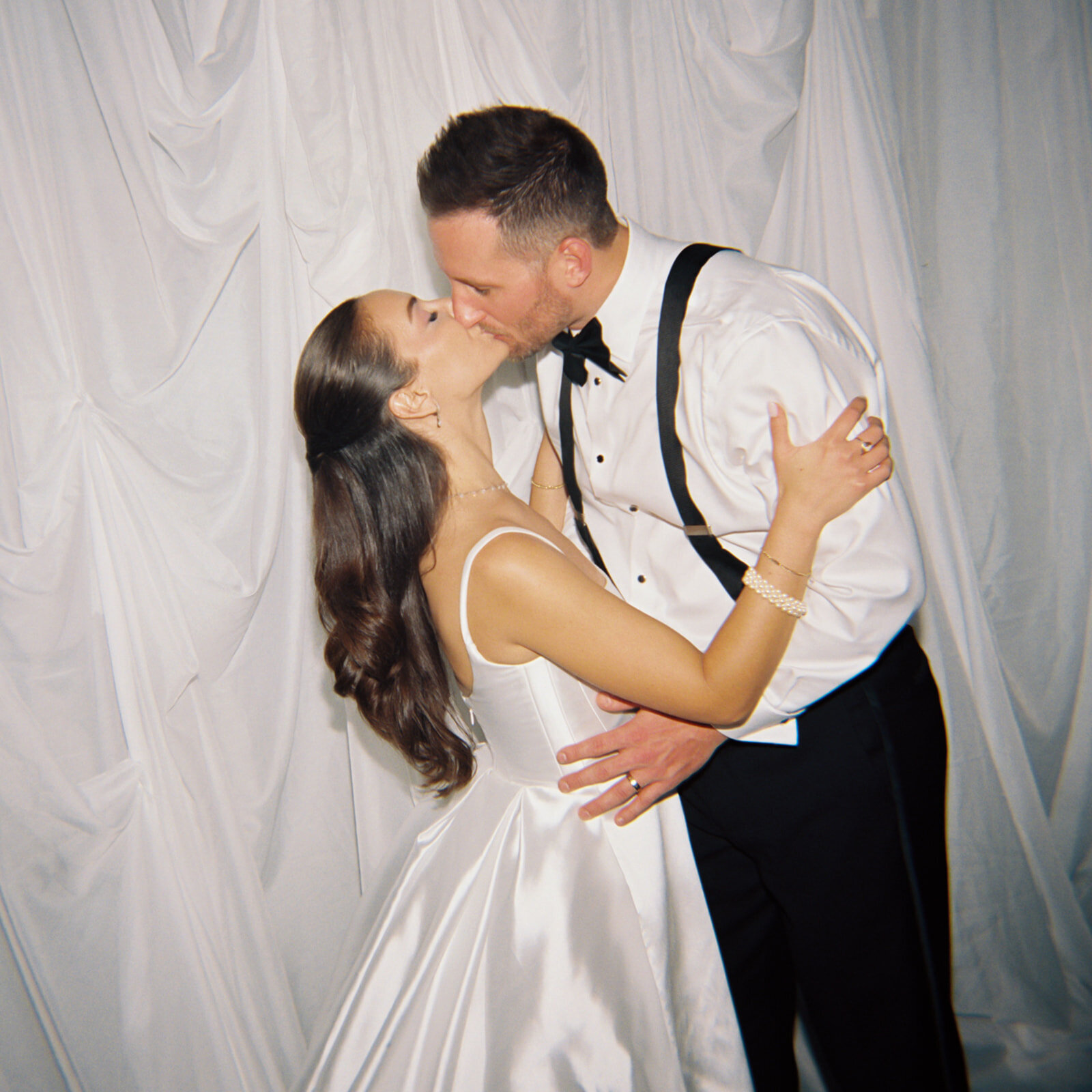 6.28-Amanda-Dominic-Boulder-Flower-Farm-Wedding-775