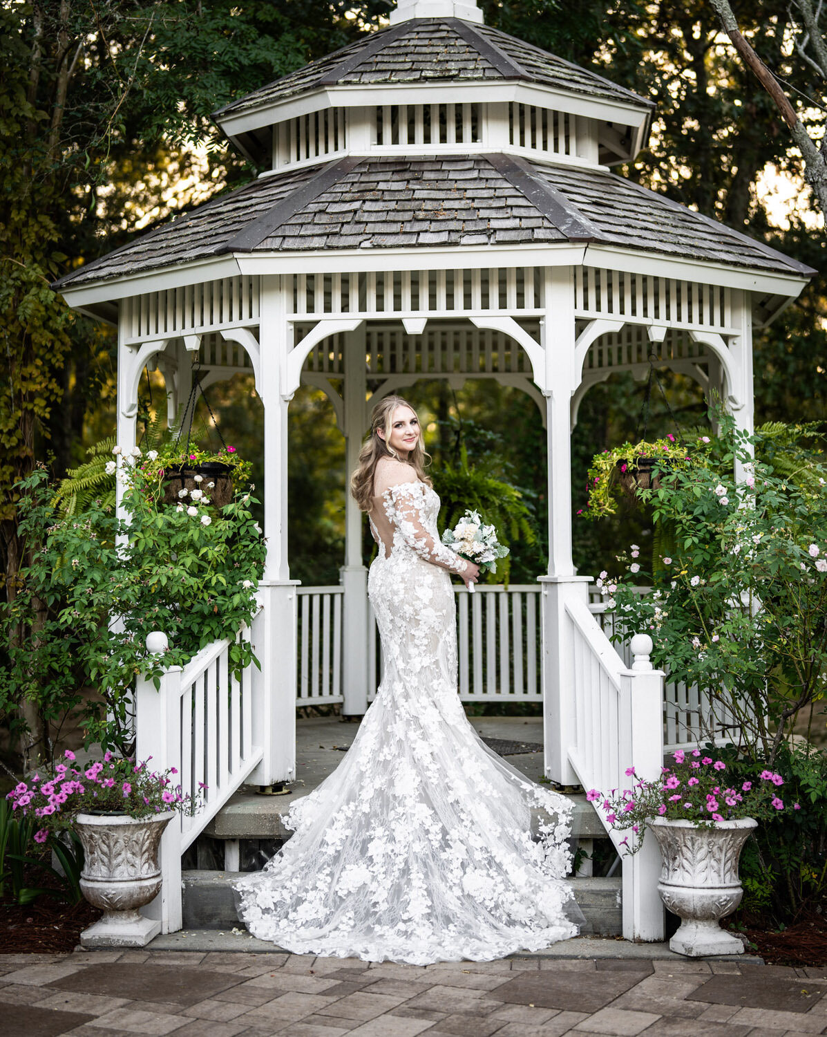 greystone-mandeville-bridal-portrait-4x5