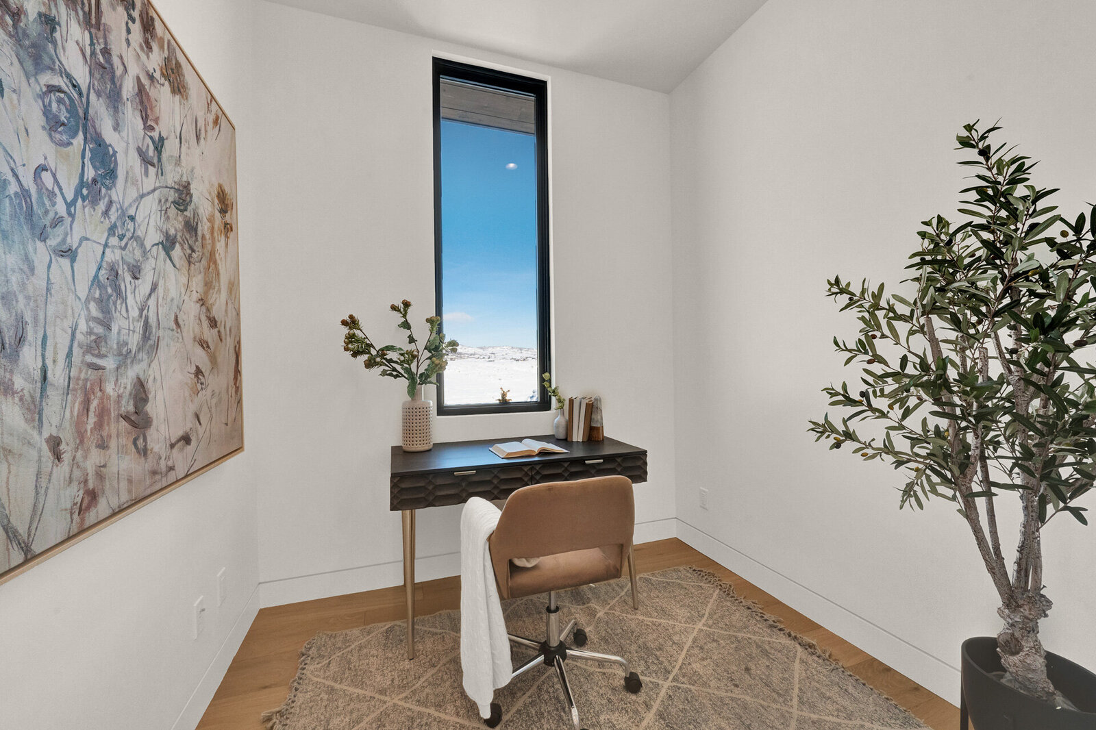Midway-Interior-Designer-Chalet-and-Co-office-small-desk-study-space