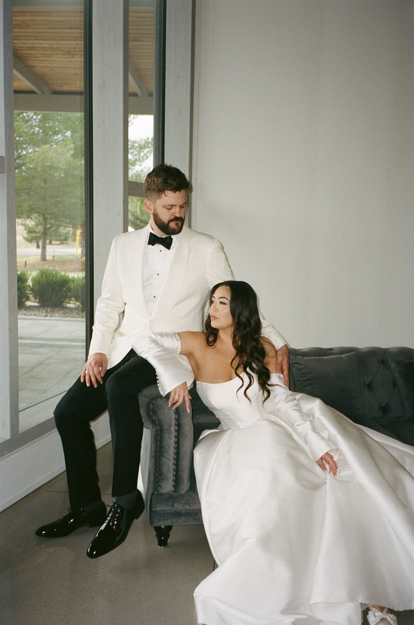 Three-Feathers-Terrace-Wedding-On-Film-21_websize