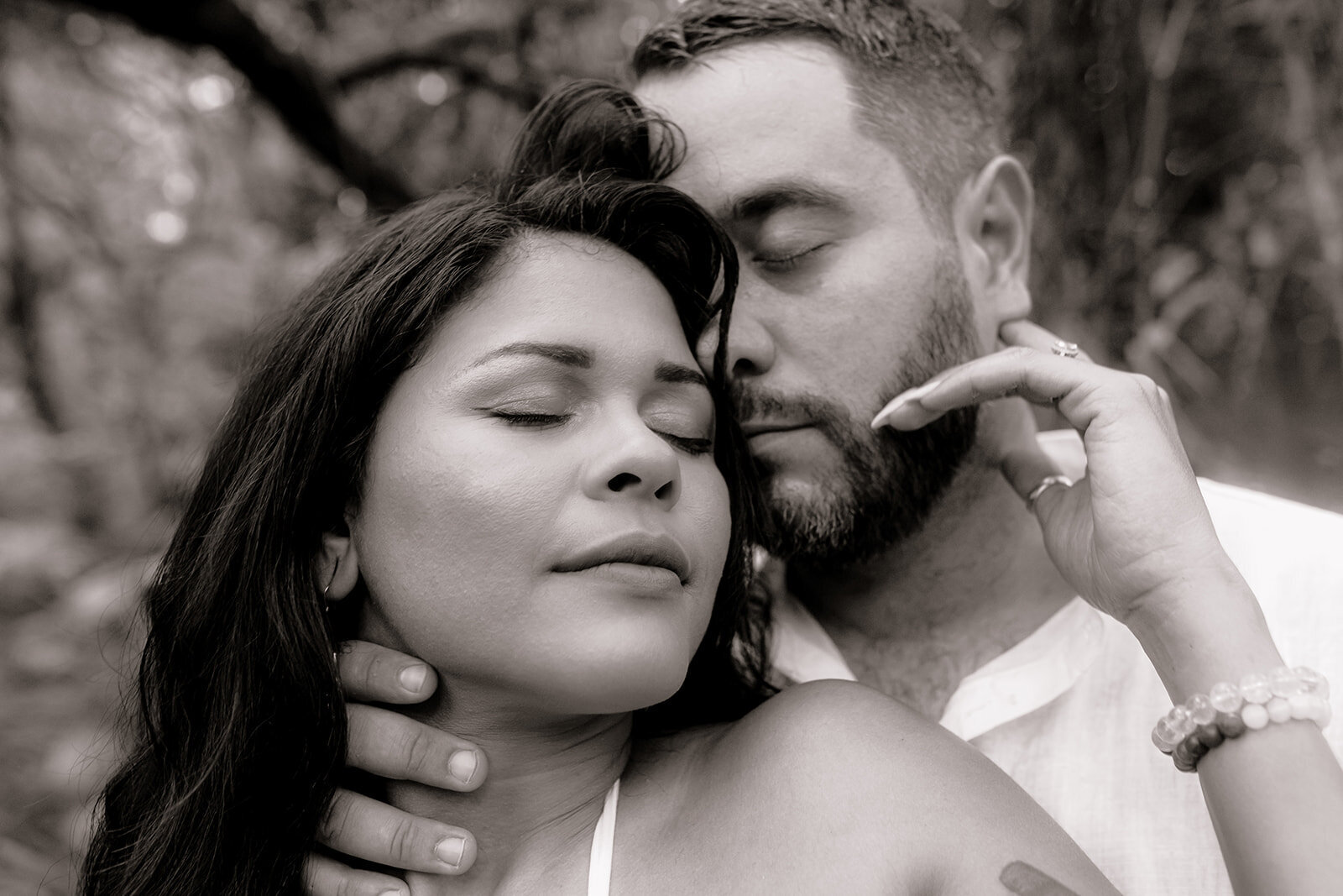 Delray Oaks Natural Area Florida Engagement Couple Photoshoot_Kristelle Boulos Photography-033