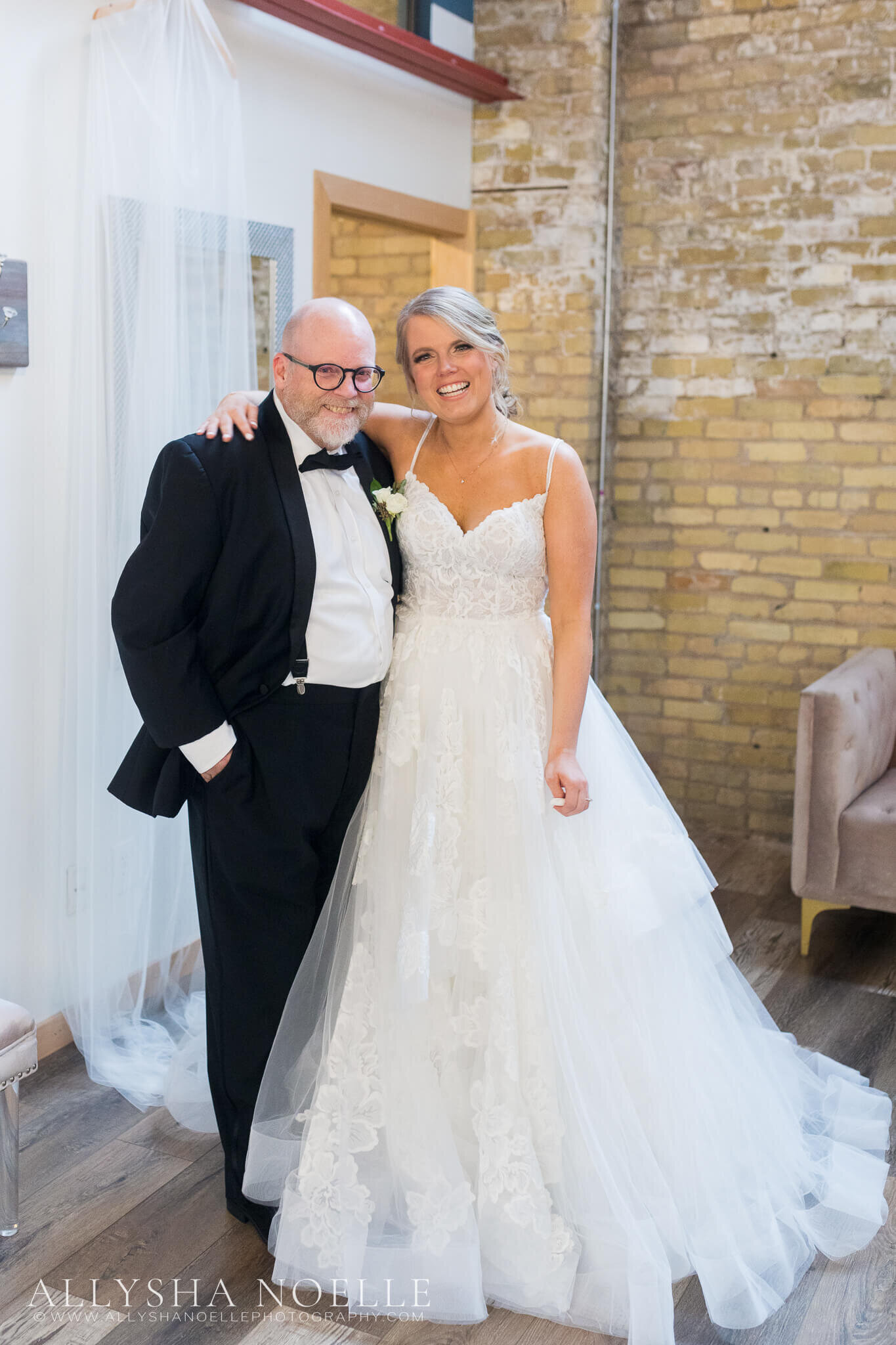 Wedding-at-The-Factory-on-Barclay-in-Milwaukee-0135
