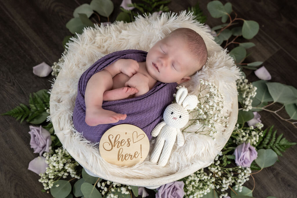 DEL0812NEWBORNSTUDIOSESSION-35