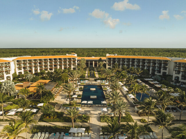 UNICO_Lifestyle_Exterior_12