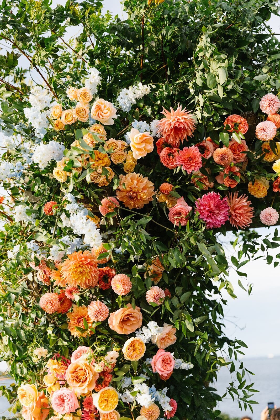 leila-james-events-newport-rhode-island-luxury-wedding-planner-castle-hill-inn-venue-erin-mcginn-wedding-photographer-bright-florals-CH0495 copy
