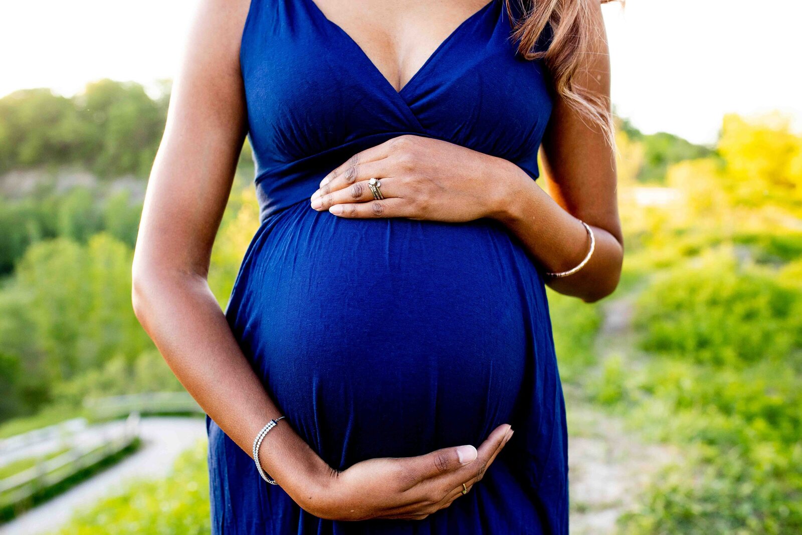 evergreen-brickworks-toronto-maternity-photographer