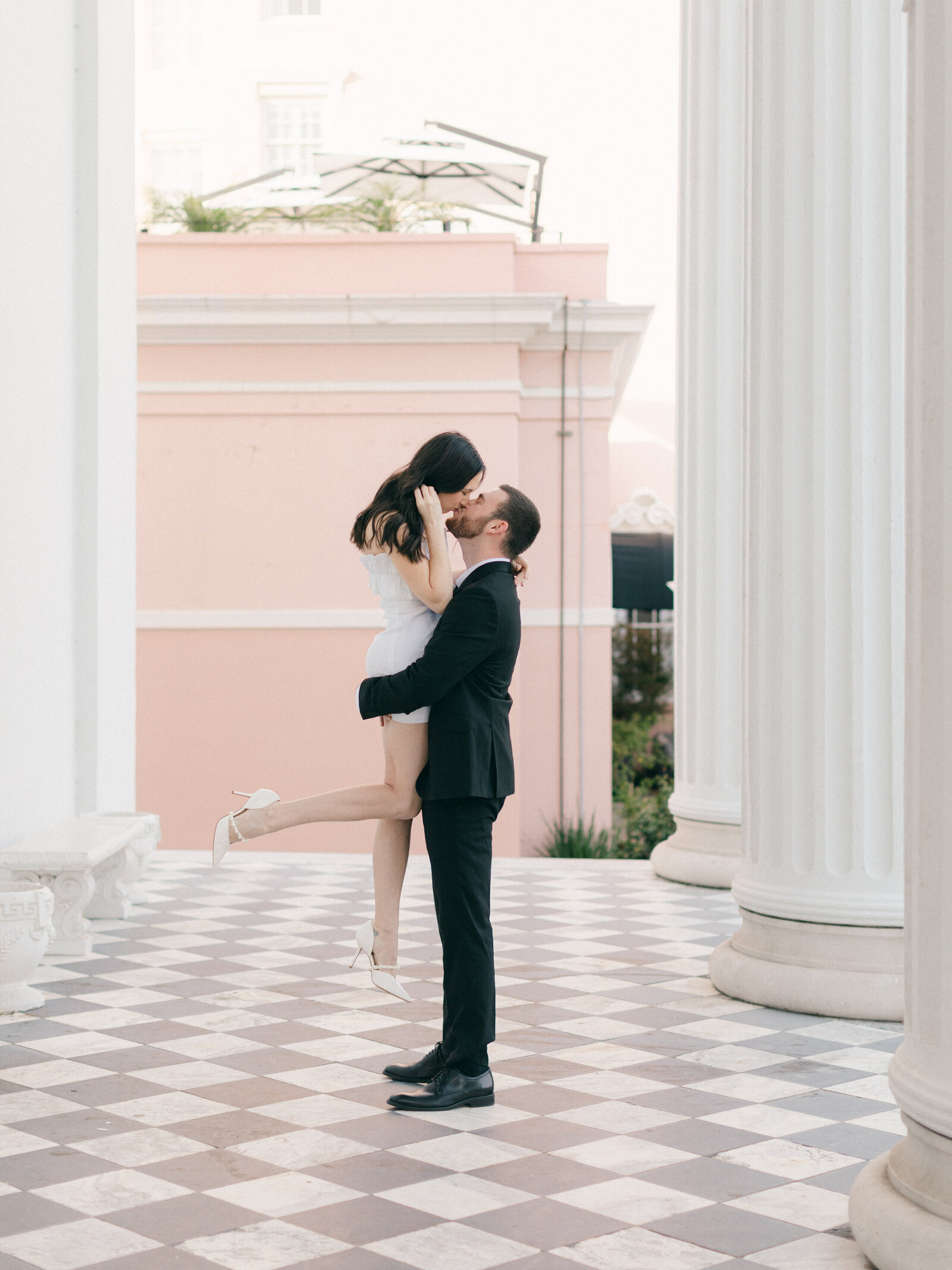 77-torianna-brooke-portraiture-downtown-charleston-engagement-session-caitlyn-jon