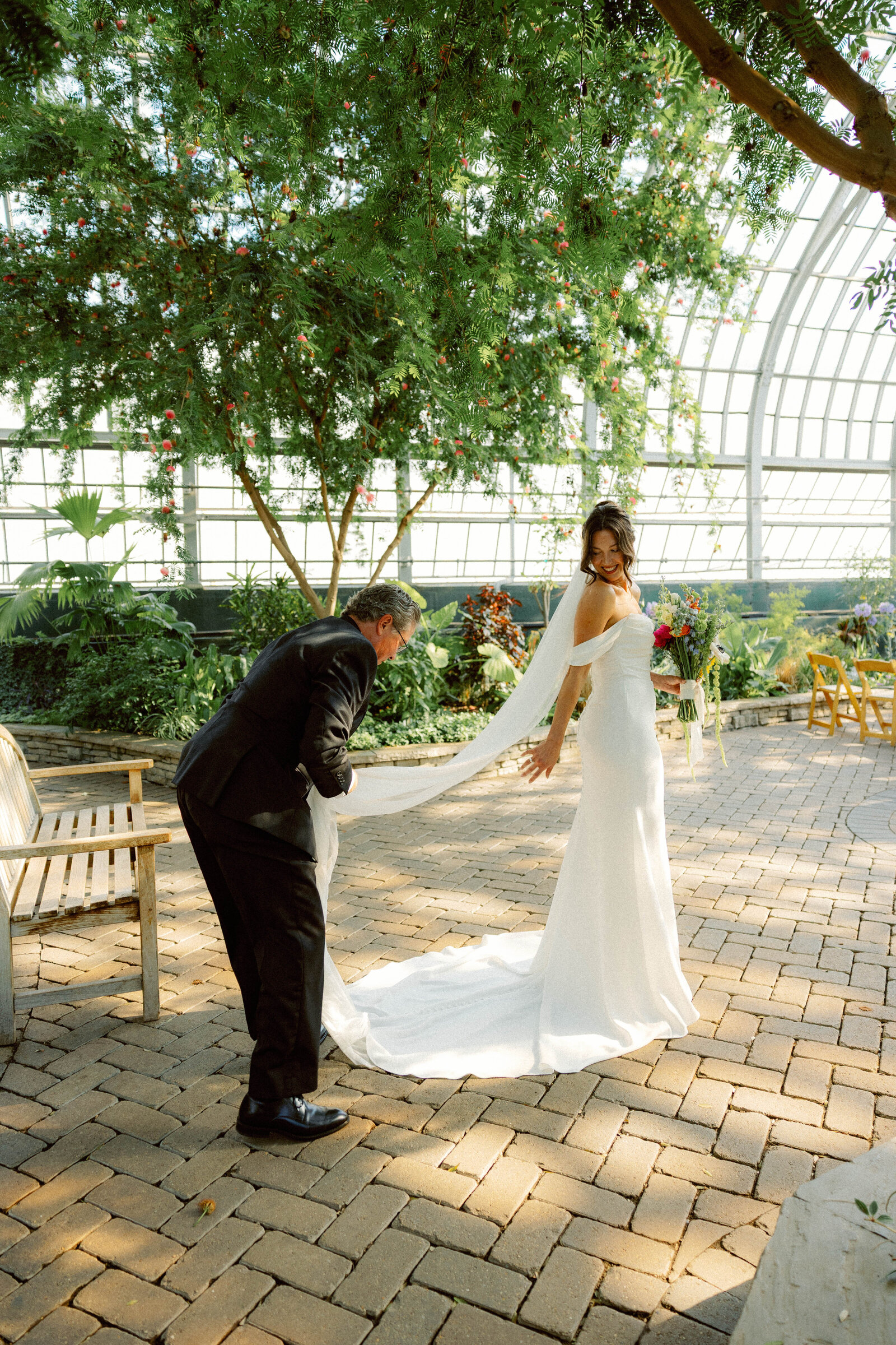 EmilyAmbie Photography-Documentary-wedding-garfield-conservatory-ceremony-chicago00009
