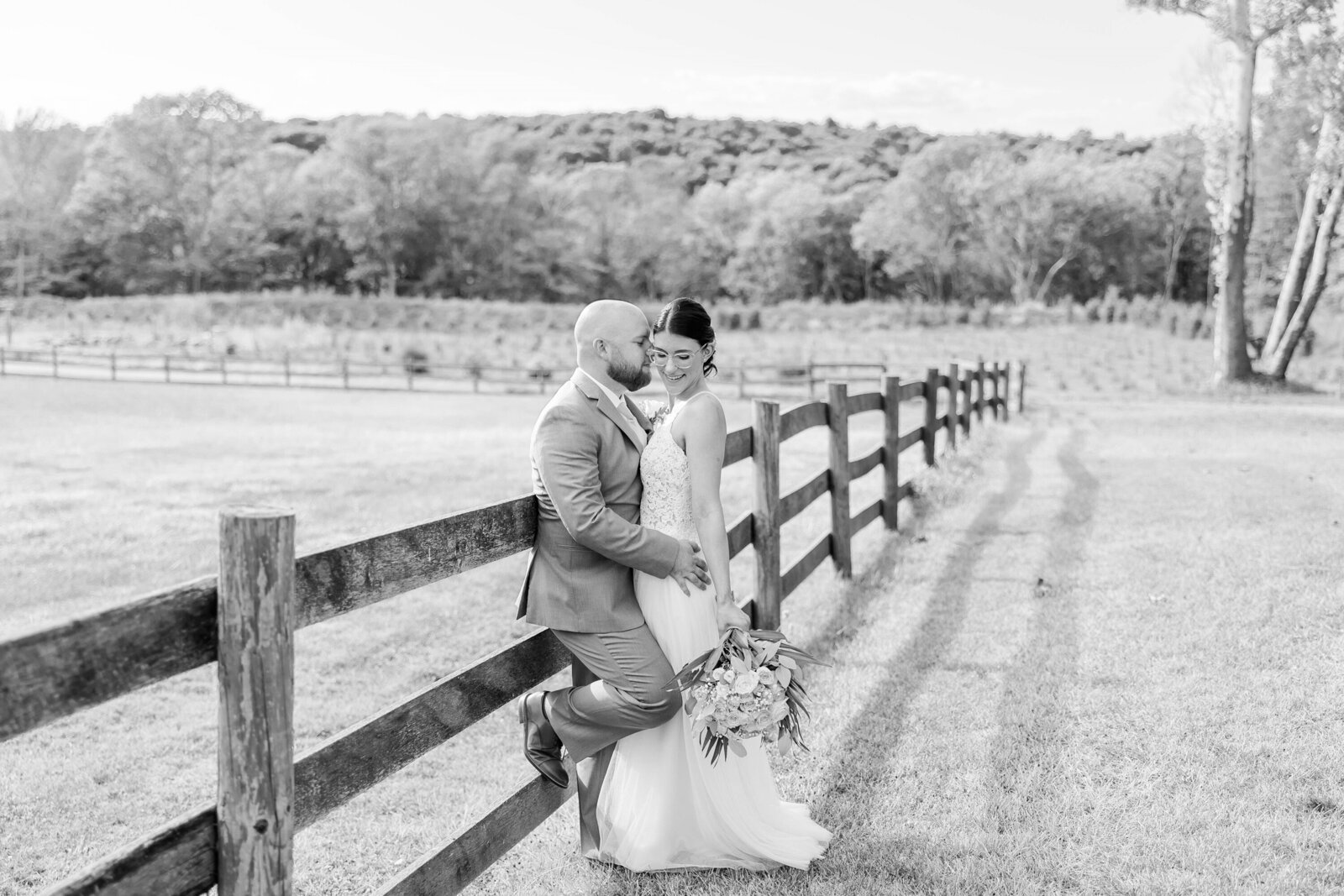 2022 08 14_Elle Josh Wedding_Nuzzos Farm_Branford CT_05-Newlyweds-100