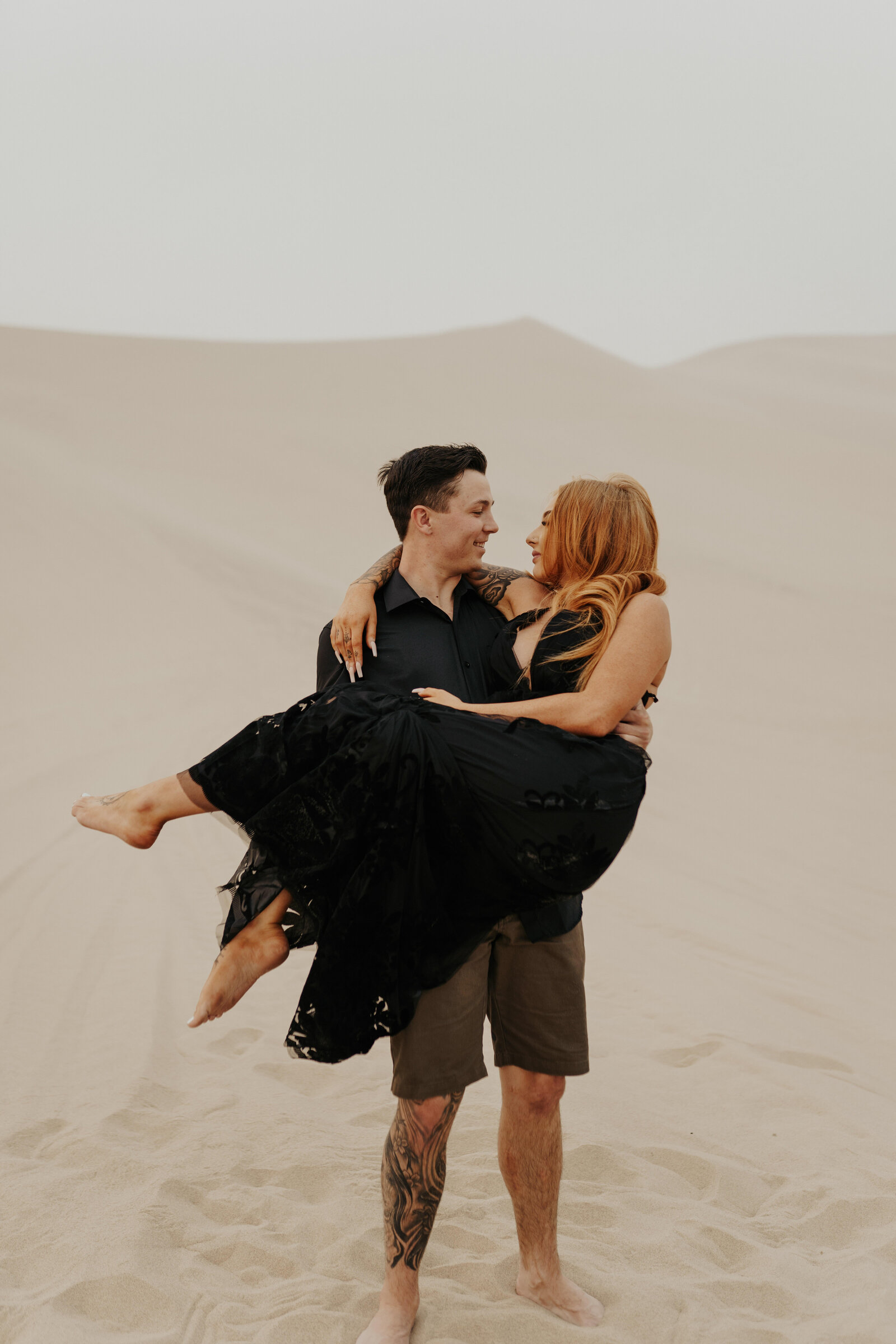 Sand Dunes Couples Photos - Raquel King Photography41