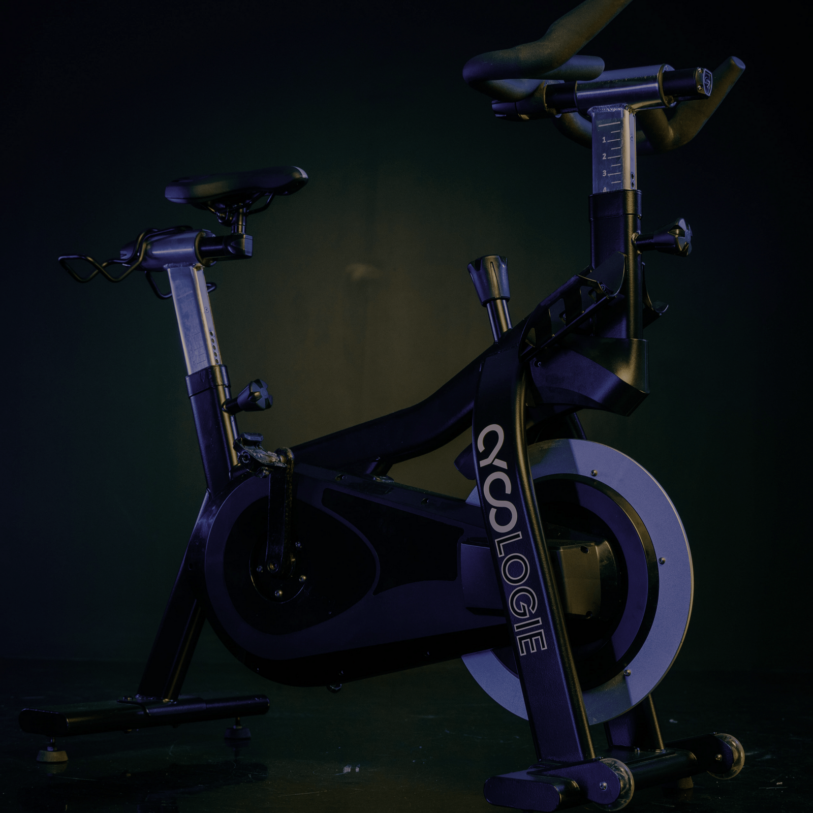 Découvrez l'expérience du studio de spinning Cycologie