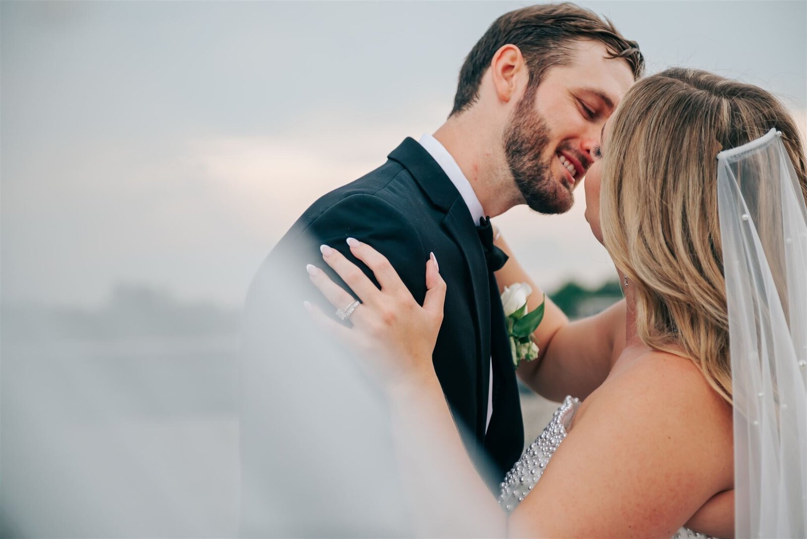 ANN-ARBOR-WEDDING-PHOTOGRAPHER-CAPTURED-BY-KELSEY-COLLINS-CLOCKTOWER-HCFP-97_websize
