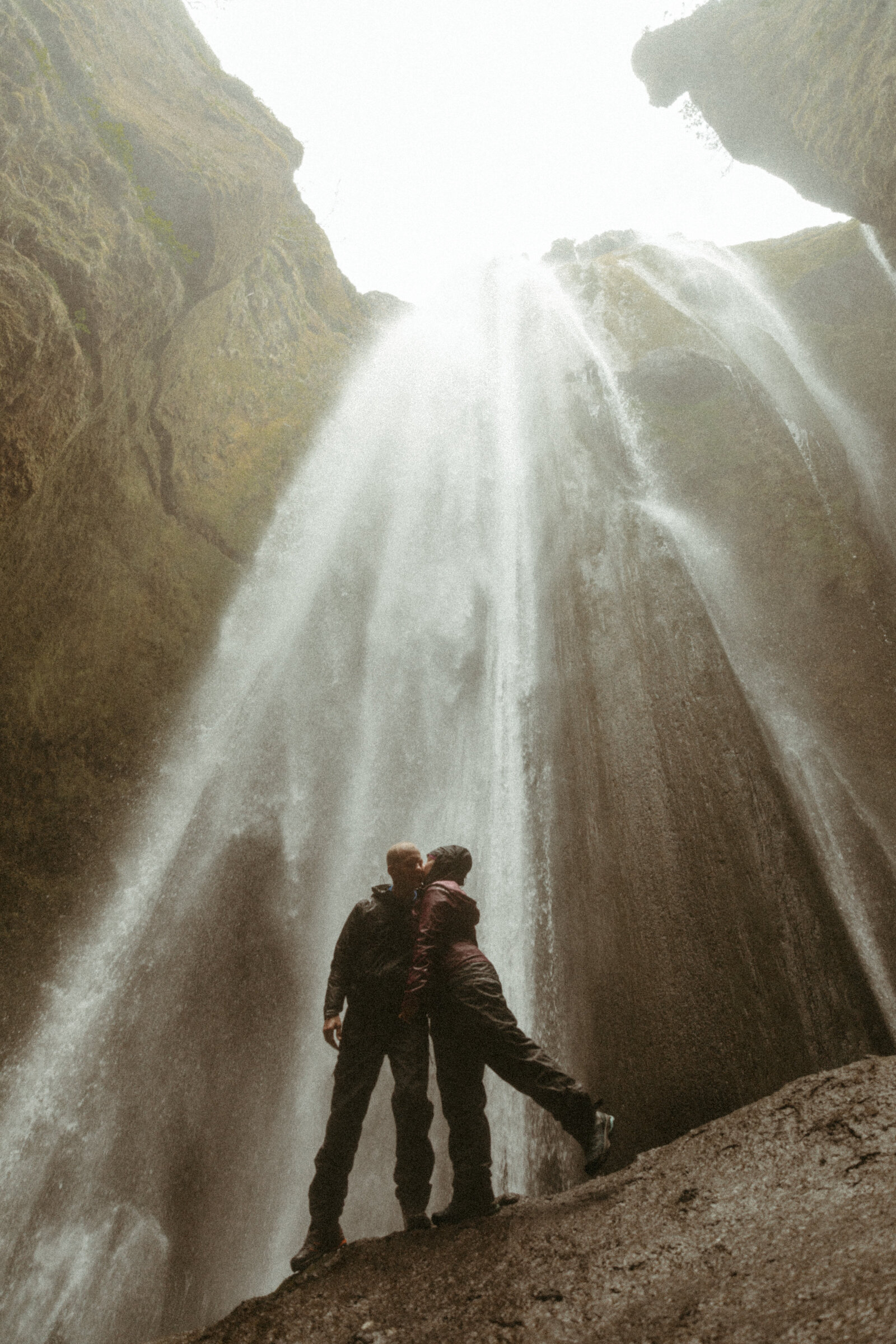 Iceland-hotsprings-photographer-elopement-packages-Southern-iceland-83