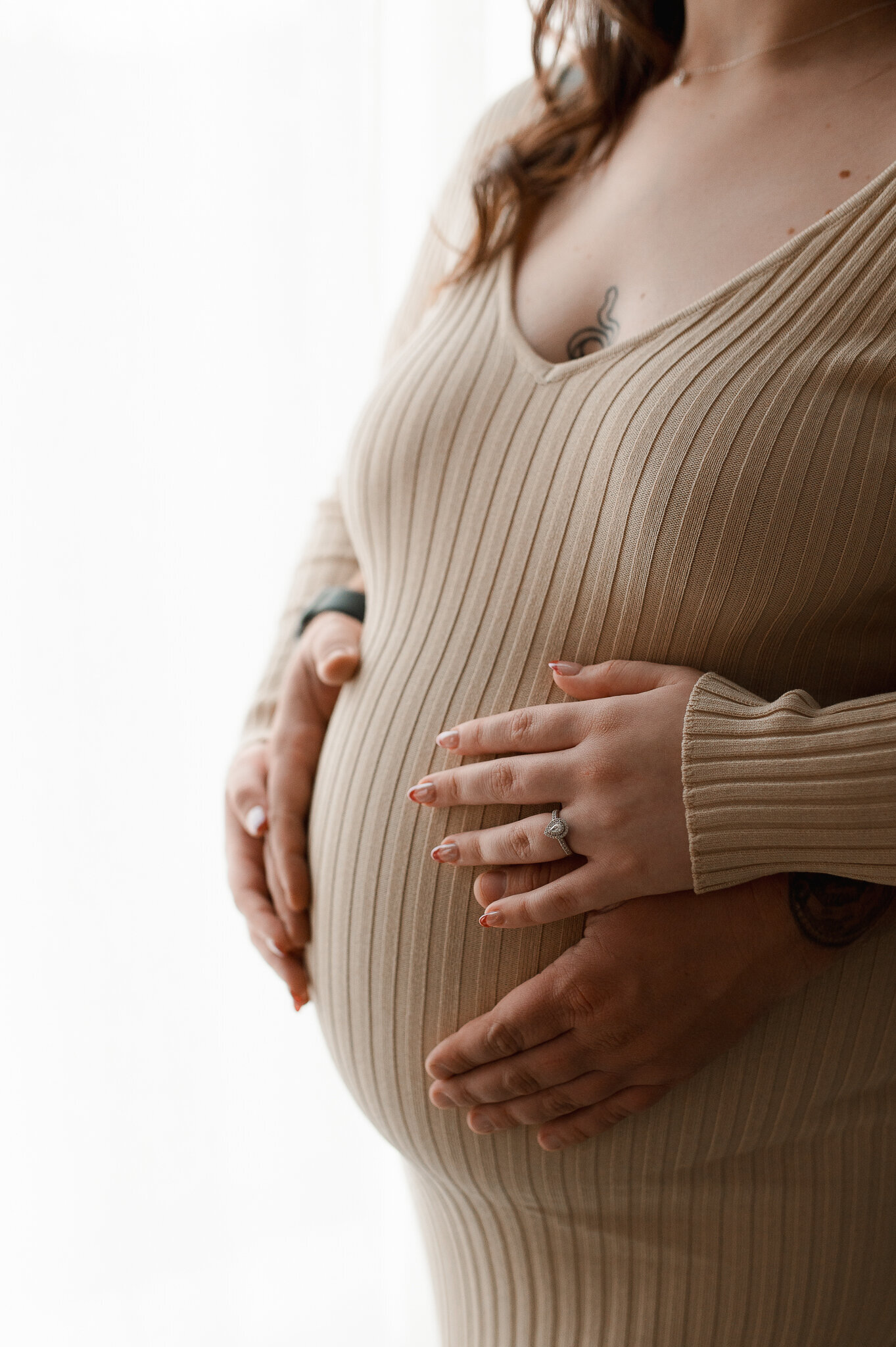 Detail studio maternity session Northwest Ohio