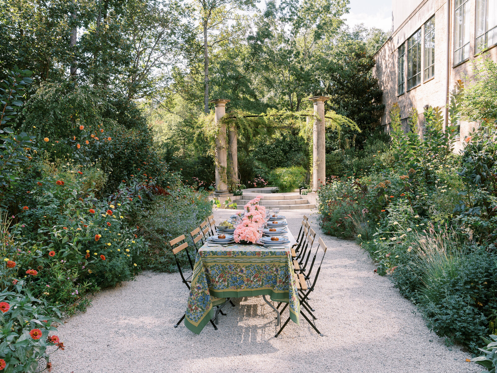 swan house atlanta history center wedding outdoor reception in the garden