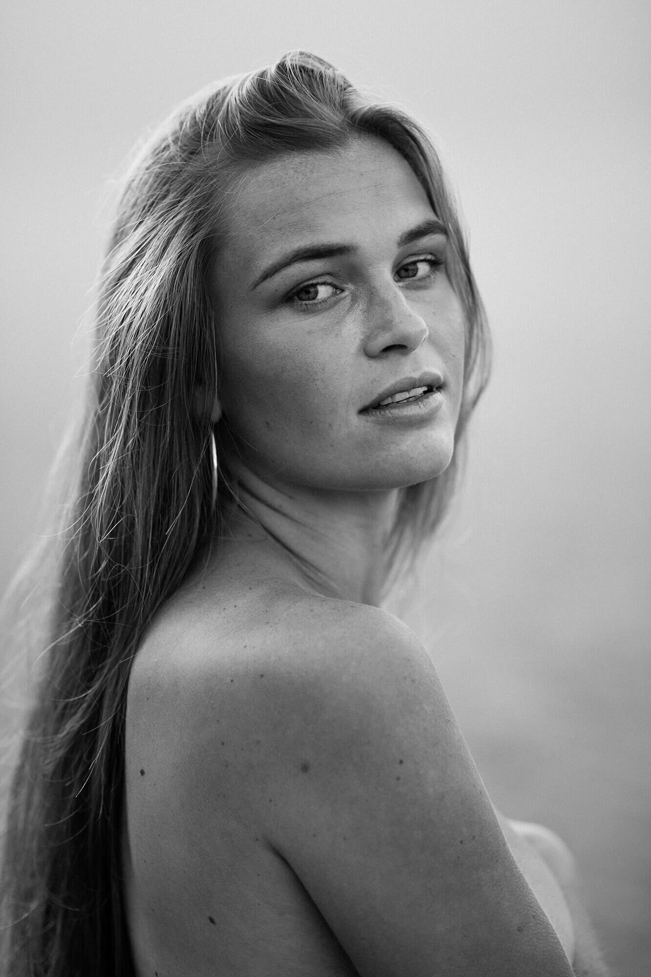 JNSW-portret-model