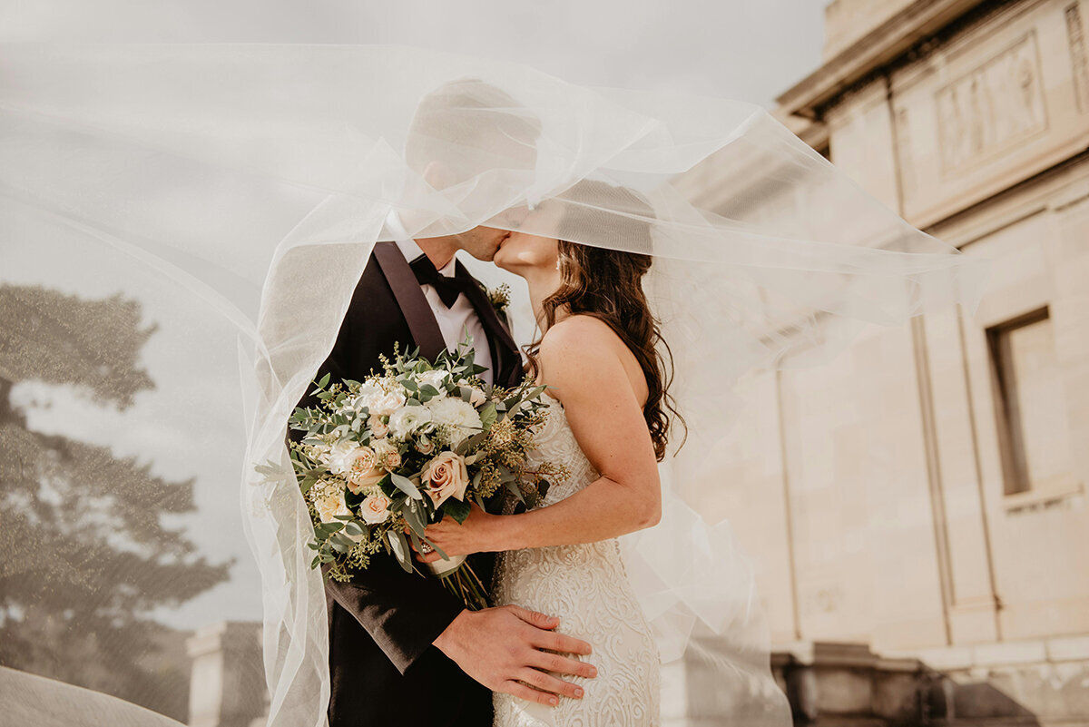 opt-pexels-emma-bauso-1183828-2253870