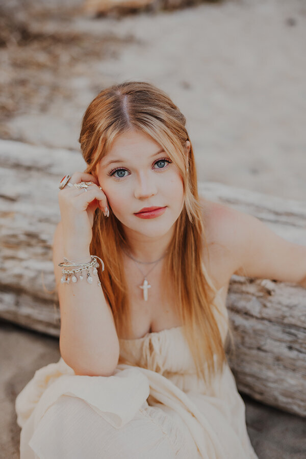 Senior photo mcminnville oregon beach