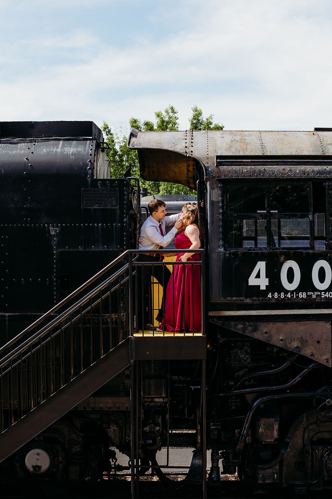 Missouri-Botanical-Gardens-Engagement-Photography-223